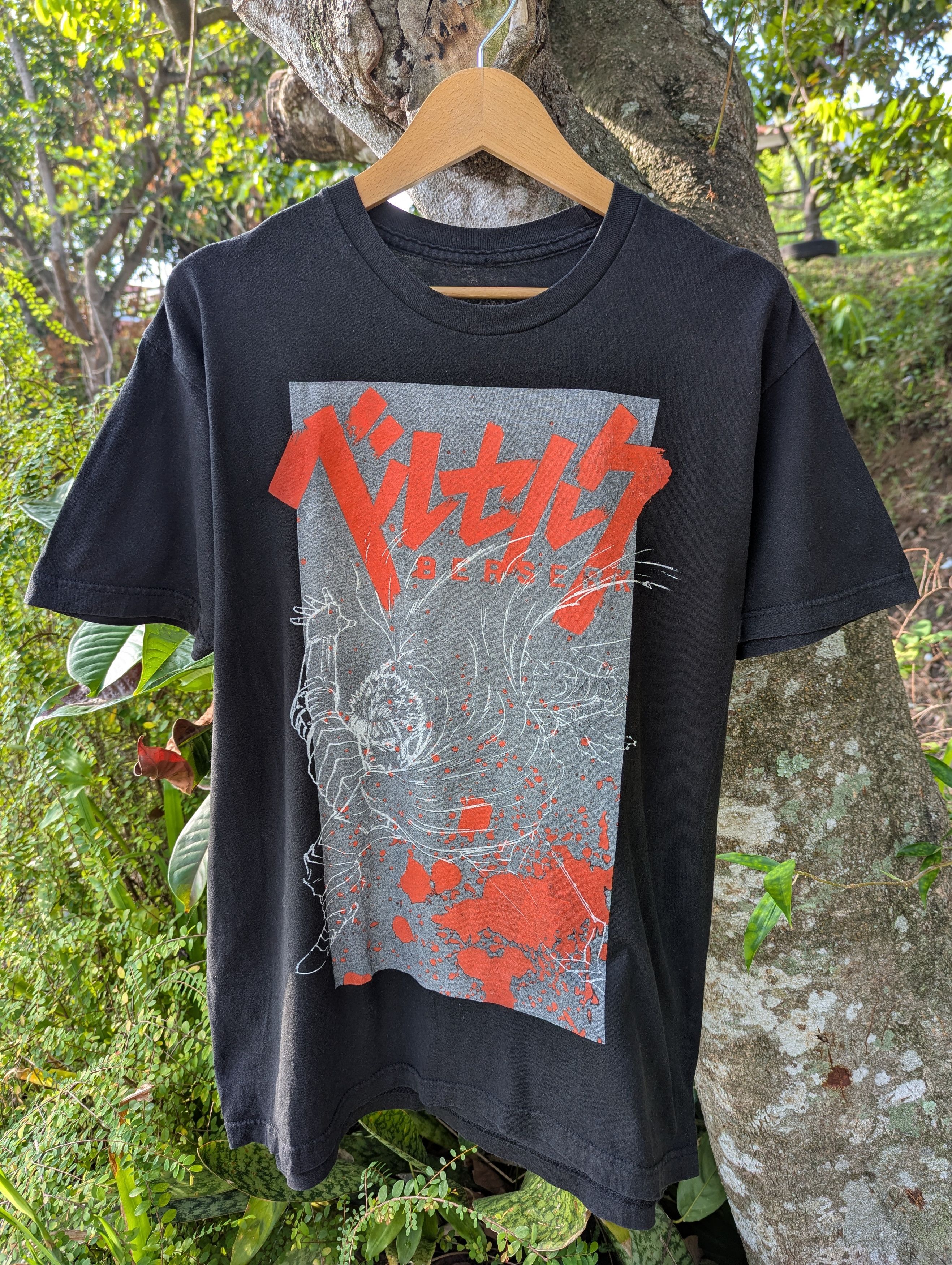 Anime 🔥FREE SHIPPING🔥Berserk Guts Anime Tshirt Size US L / EU 52-54 / 3 - 1 Thumbnail