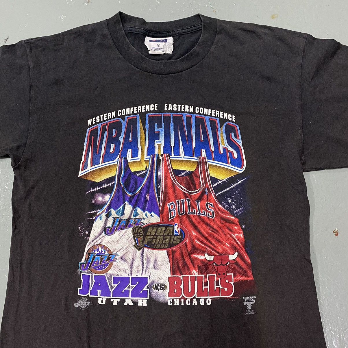 NBA × Vintage Vintage 1998 Nba Finals Utah Jazz Chicago Bulls Tee Jersey Size US L / EU 52-54 / 3 - 3 Thumbnail