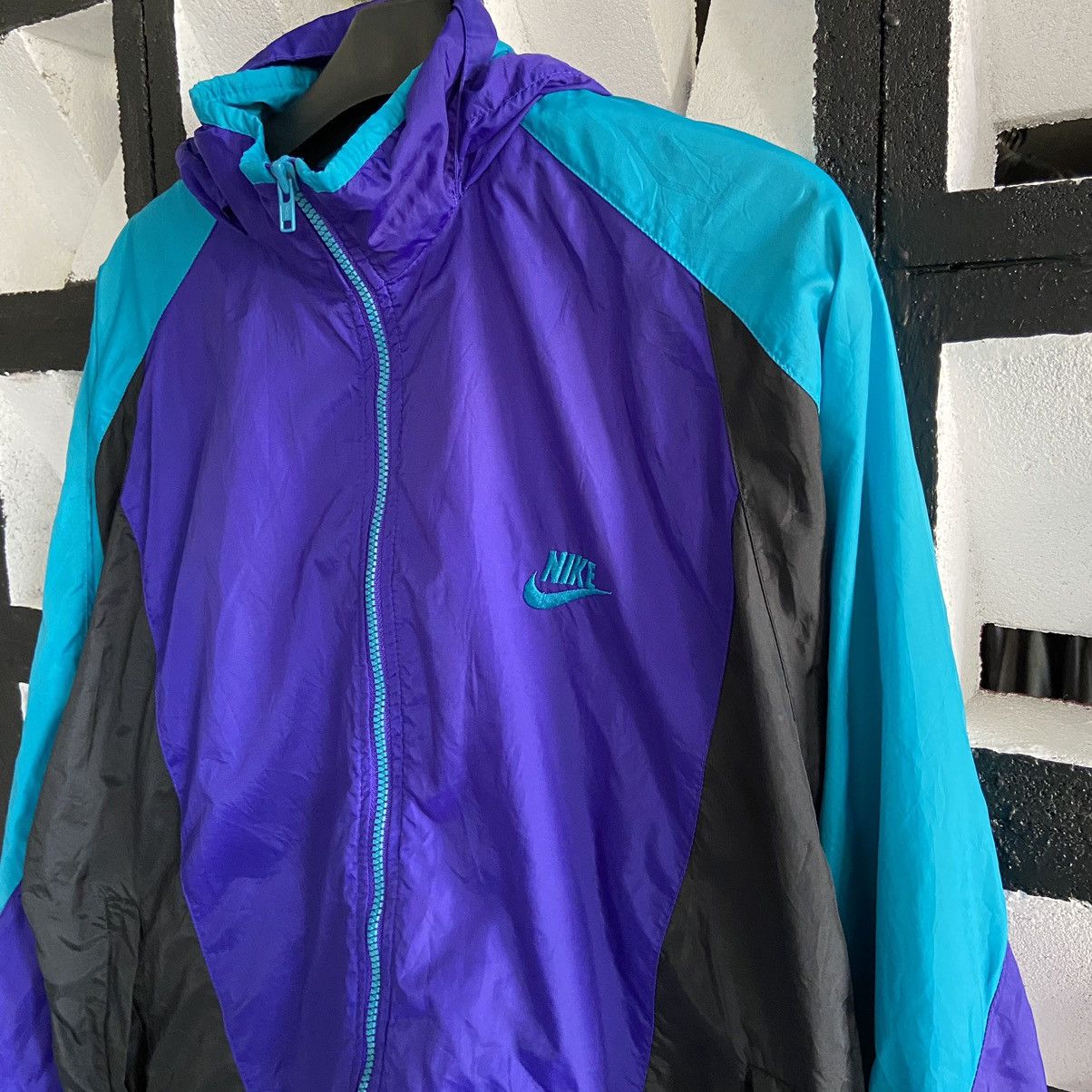 Nike Nike vintage windbracker fullcolours Size US M / EU 48-50 / 2 - 2 Thumbnail