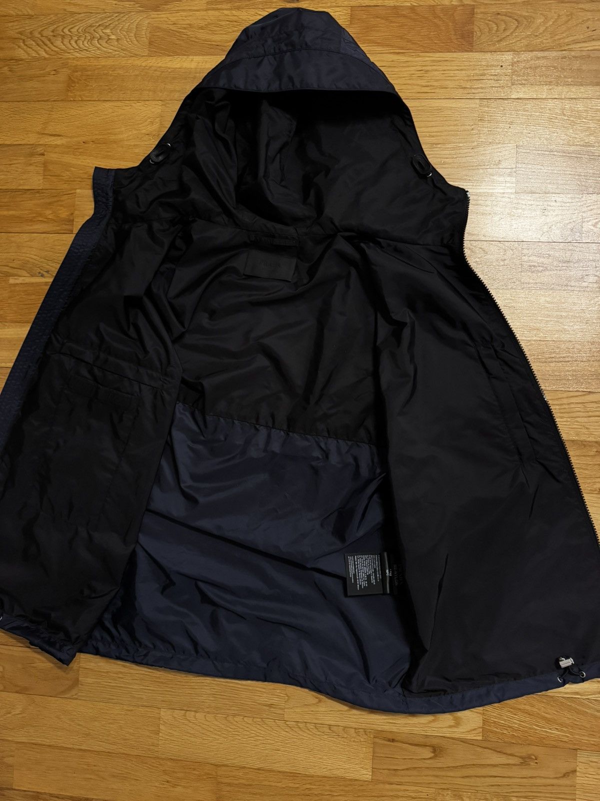 Prada Prada Nylon Hooded Vest Size US M / EU 48-50 / 2 - 12 Thumbnail