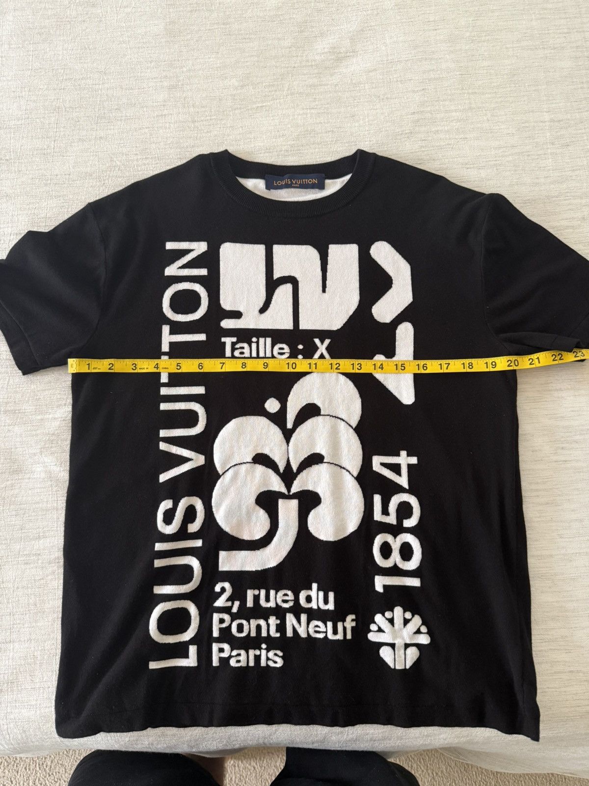 Louis Vuitton Louis Vuitton article de voyage 2020 black tee Size US S / EU 44-46 / 1 - 6 Thumbnail