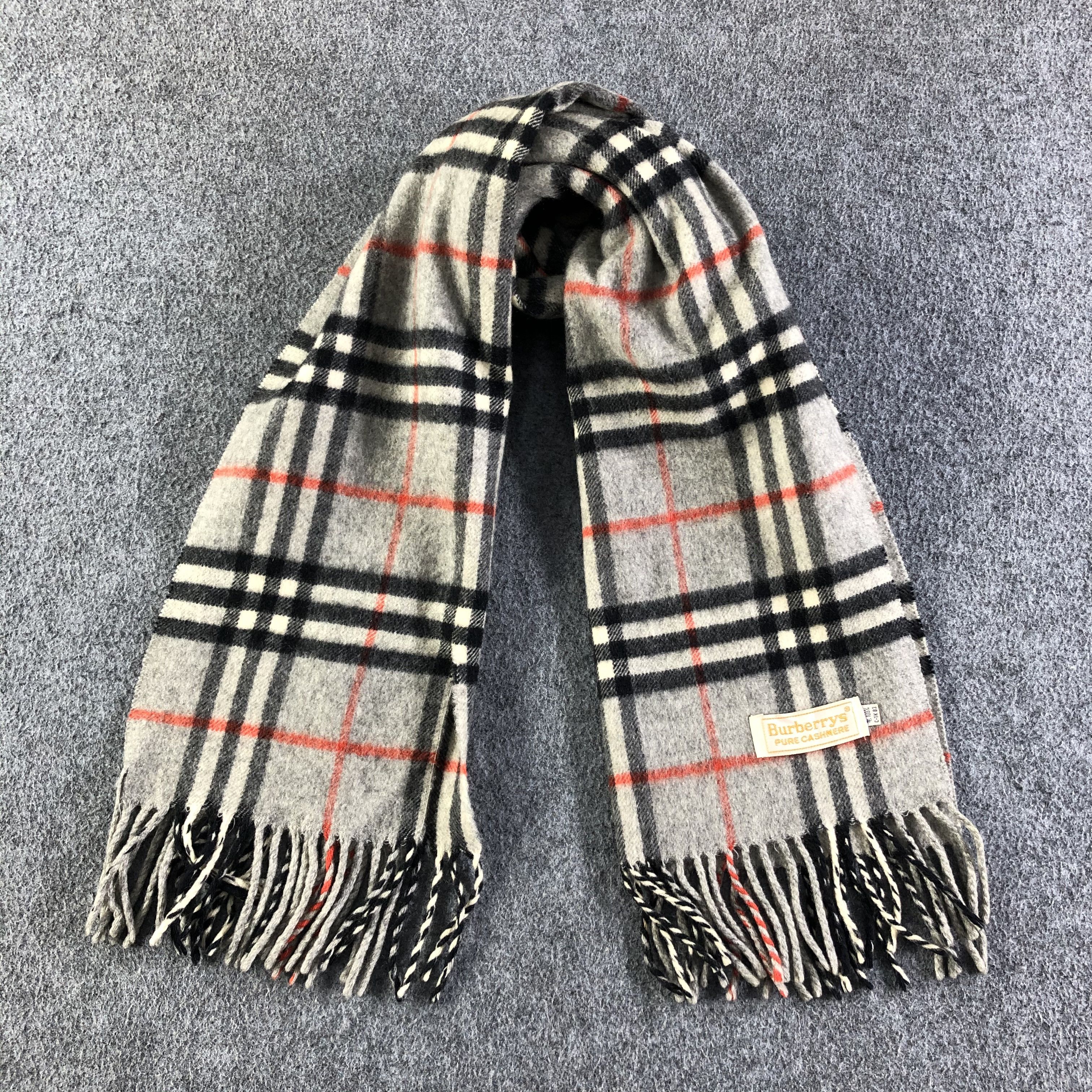 Burberry Burberrys Pure Cashmere Scarf / Muffler / Neckwear P039 Size ONE SIZE - 1 Thumbnail