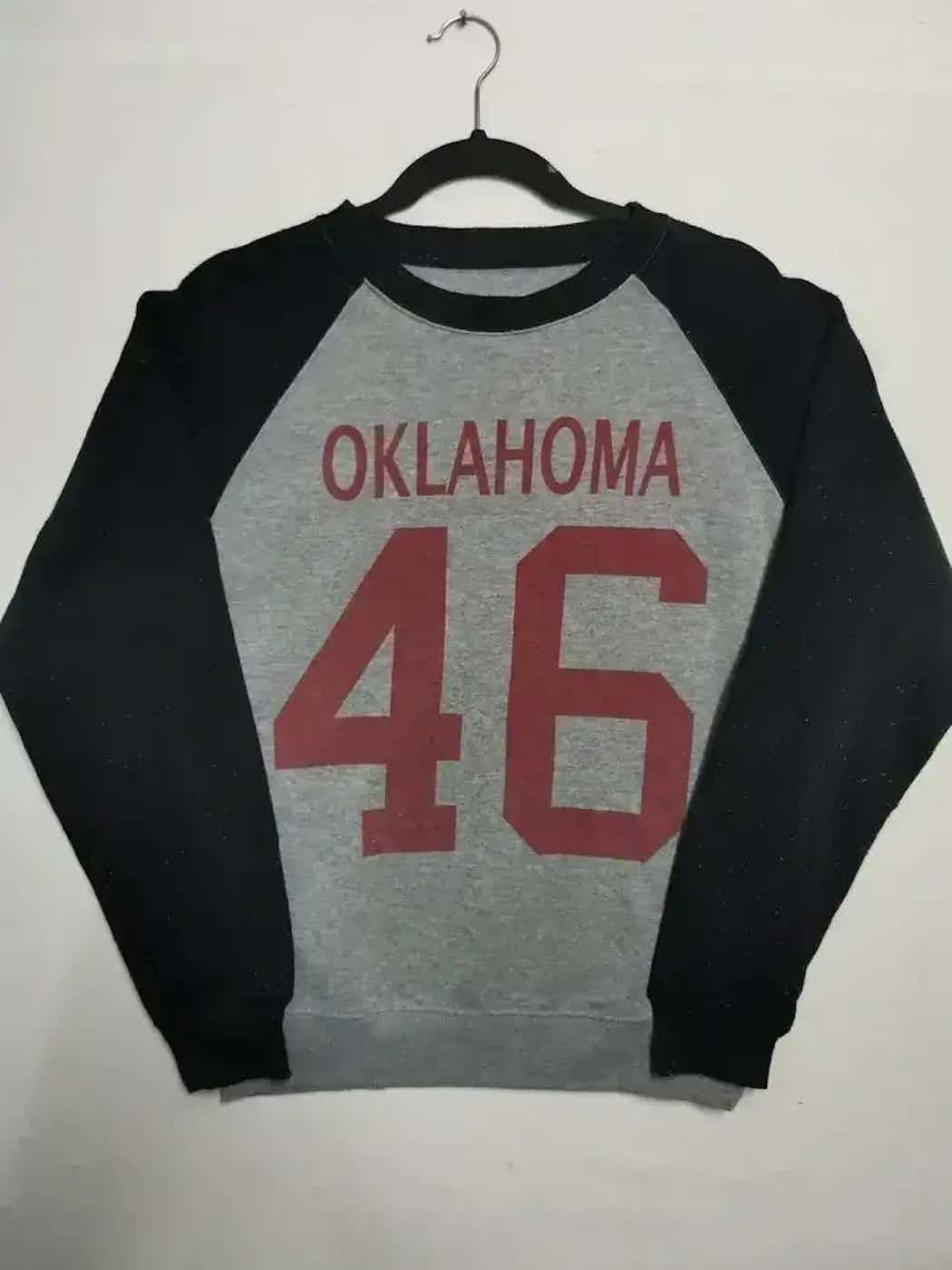 Japanese Brand Vintage Oklahoma 46 Big Logo Sweatshirt Size US M / EU 48-50 / 2 - 1 Thumbnail