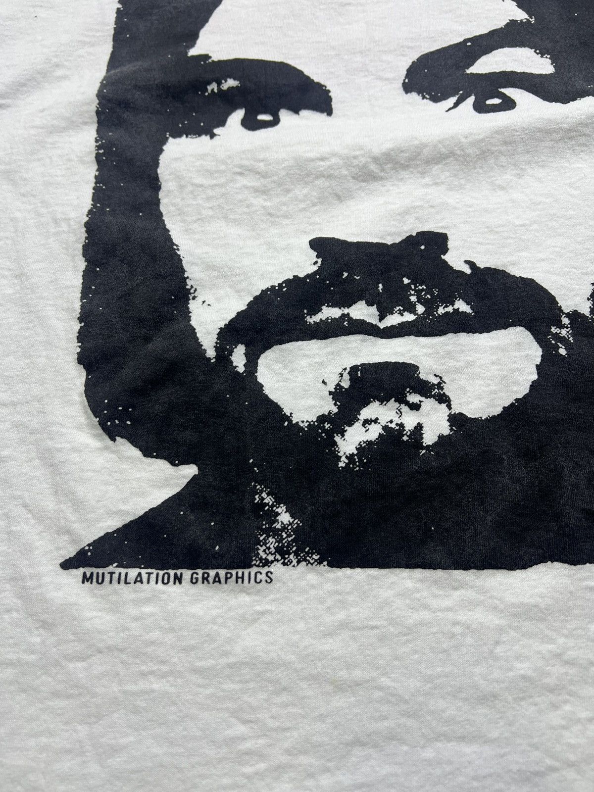 Vintage Charles Manson Helter Skelter Mutilation Graphics T Shirt Size US XL / EU 56 / 4 - 2 Thumbnail