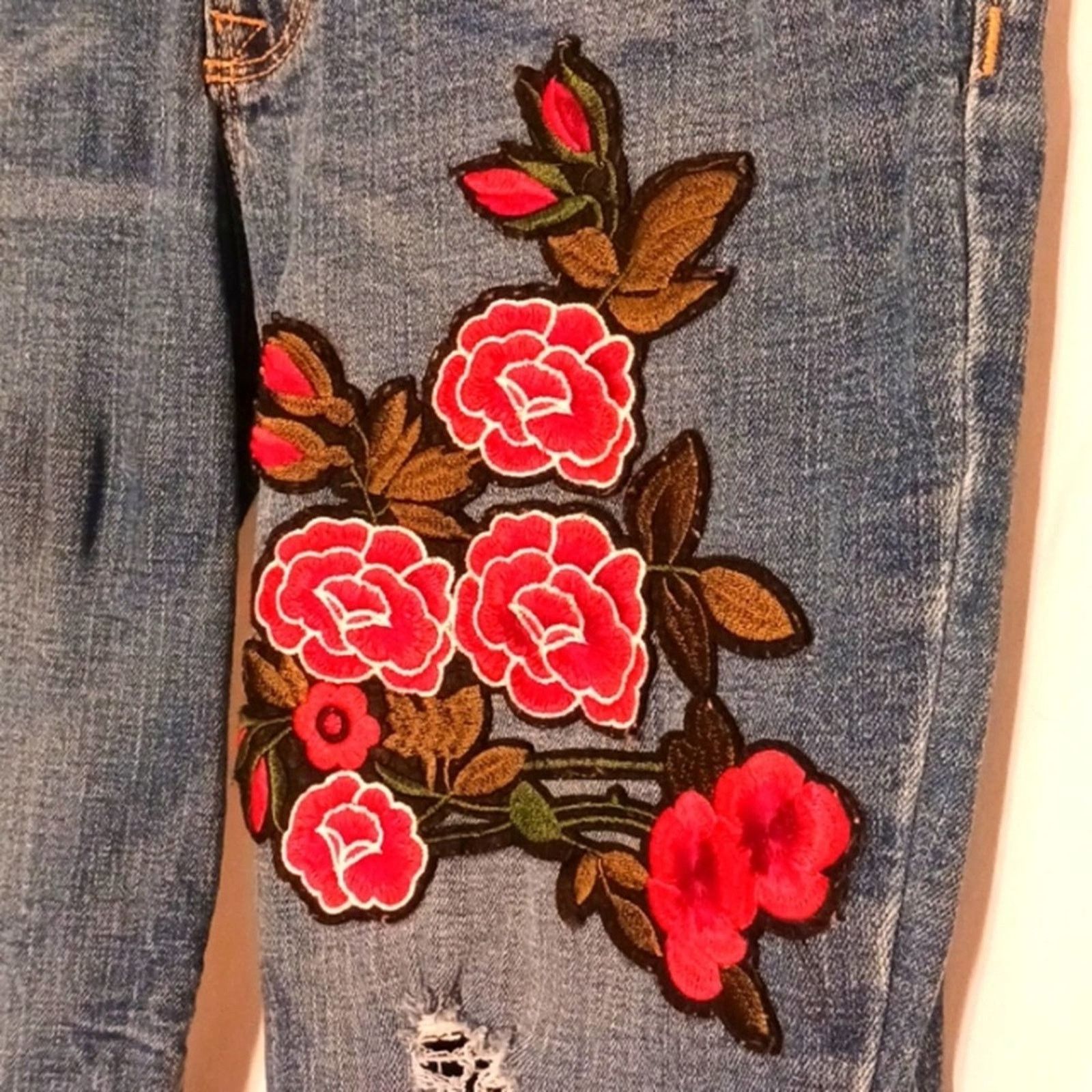 Old Navy Old Navy ROSES Jeans Sz 10 Blue Distess Bohemian Cottagecore Size 30" / US 8 / IT 44 - 3 Thumbnail