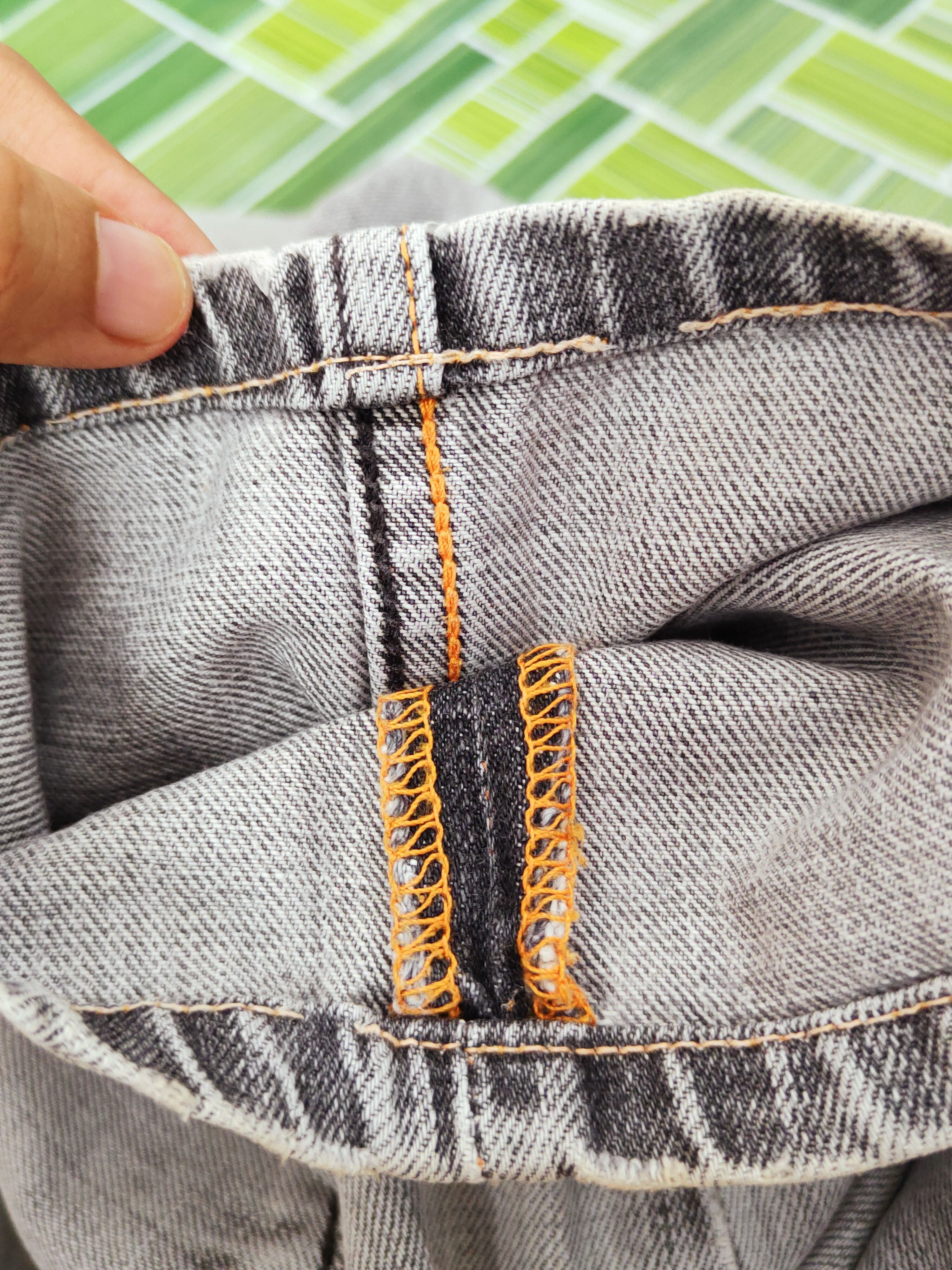 Levi's Levi's Gray Distressed Ripped Jeans #W695 Size US 31 - 14 Thumbnail