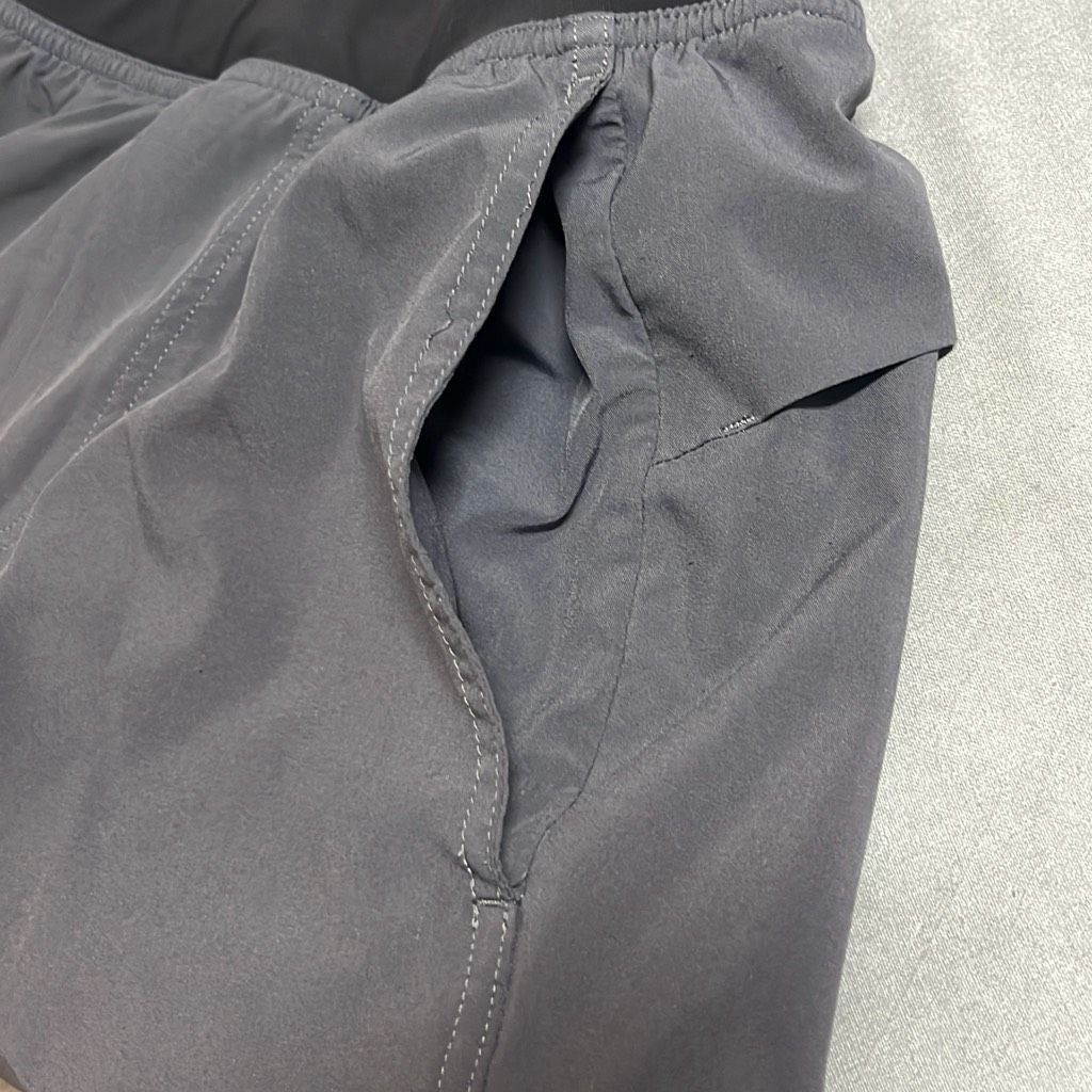 Lululemon Lululemon Mens Small Grey Athletic Drawstring Shorts Pockets Size US 32 / EU 48 - 4 Thumbnail