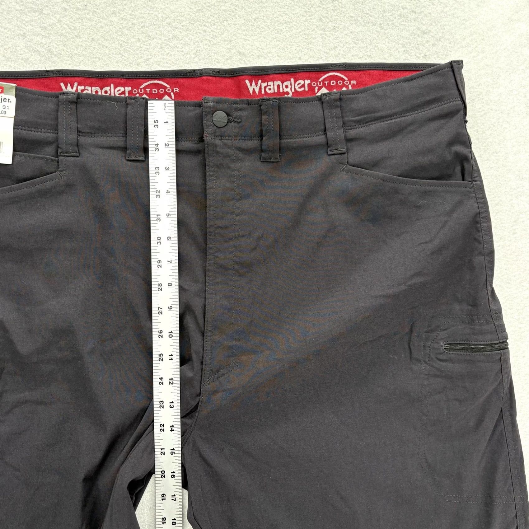Wrangler Wrangler Outdoor Series Cargo Shorts Mens Black Stretch Performance Hiking 46 Size US 30 / EU 46 - 7 Thumbnail