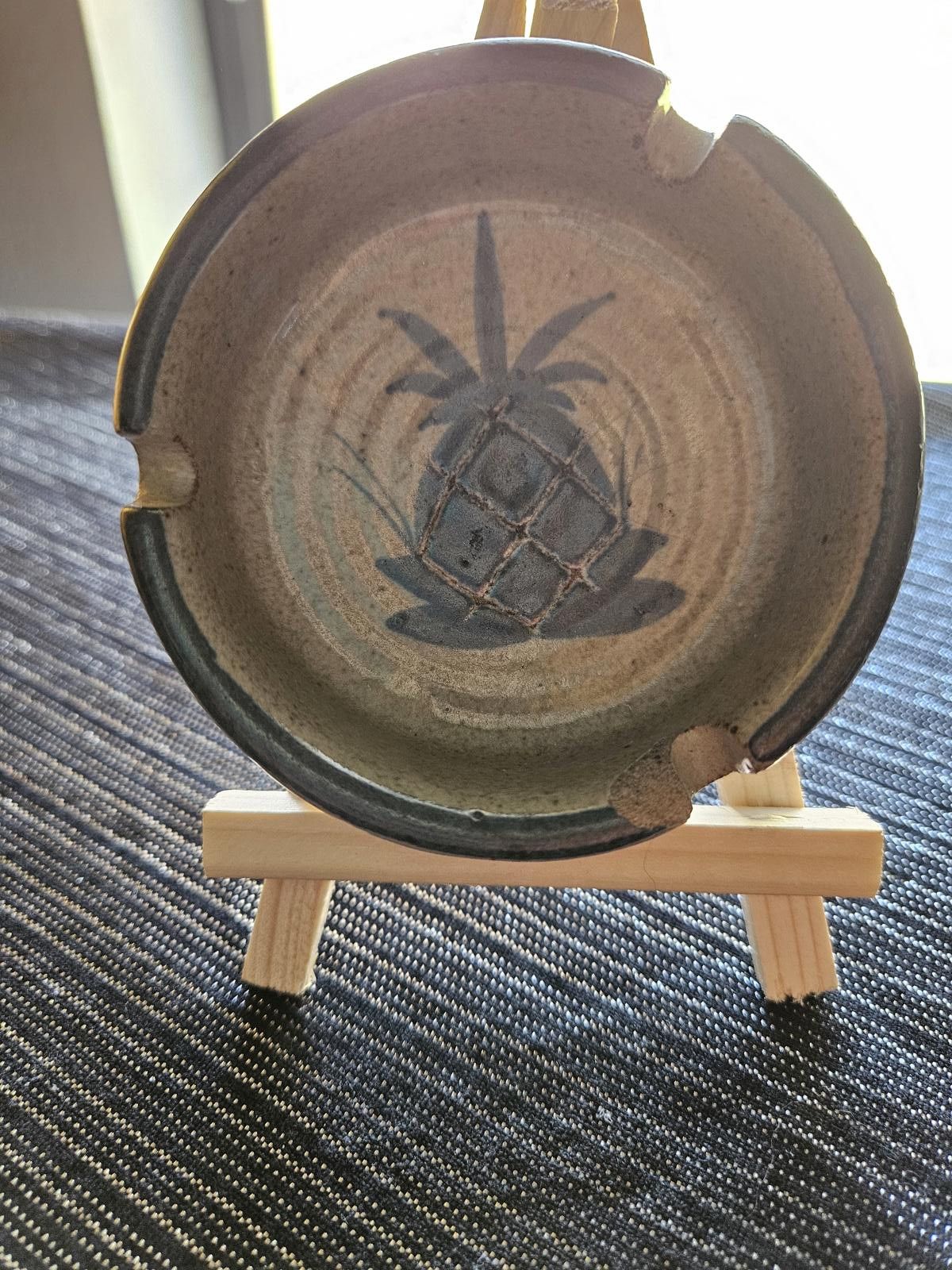 Designer Pineapple pottery ashtray, 3 slots, stamped Mahon Pottery Size ONE SIZE - 1 Thumbnail
