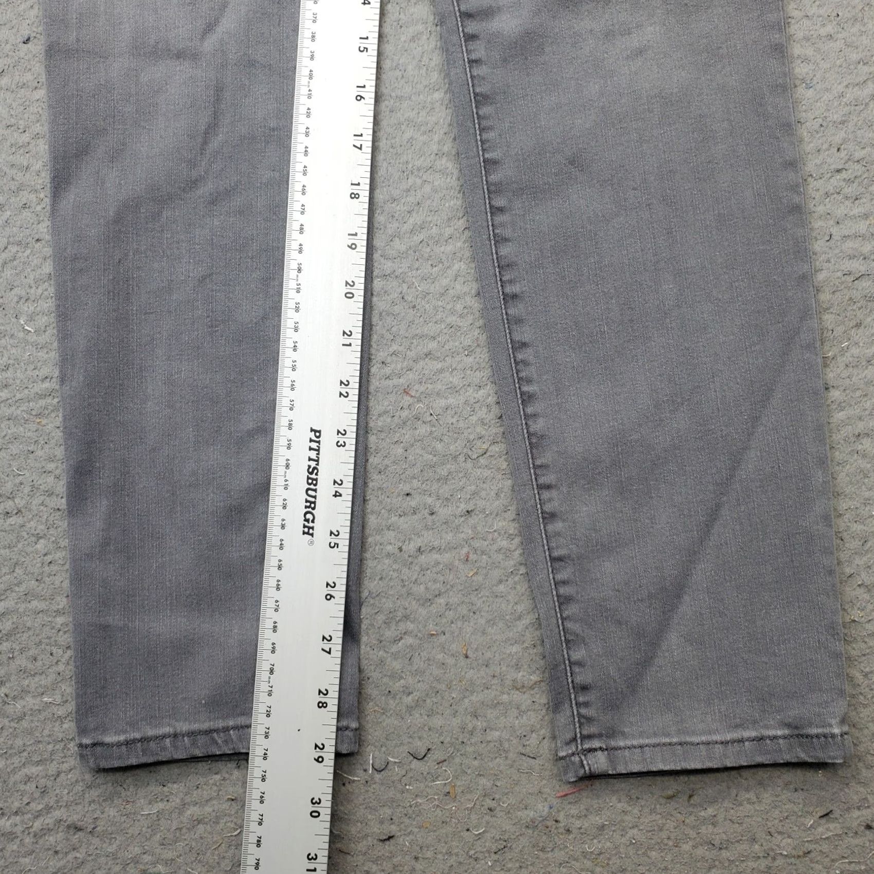 Vintage Chico's Womens 4 Gray Denim Stretch Slim Jegging Jeans Pull On Shirt Size 27" / US 4 / IT 40 - 4 Thumbnail