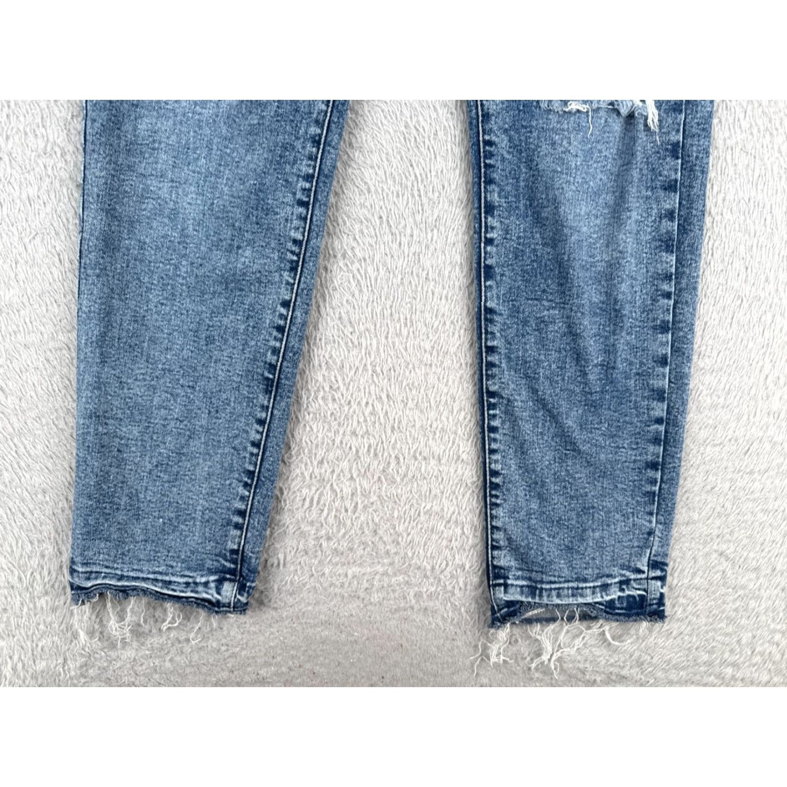 Vintage A.N.A Jeans Women’s 6 Blue Denim Straight Leg High Rise 26x25 Button Zip 5-Pocket Distressed Cotton Blend Jeans Womens (90s, American Designer Theme) Size 28" / US 6 / IT 42 - 2 Thumbnail