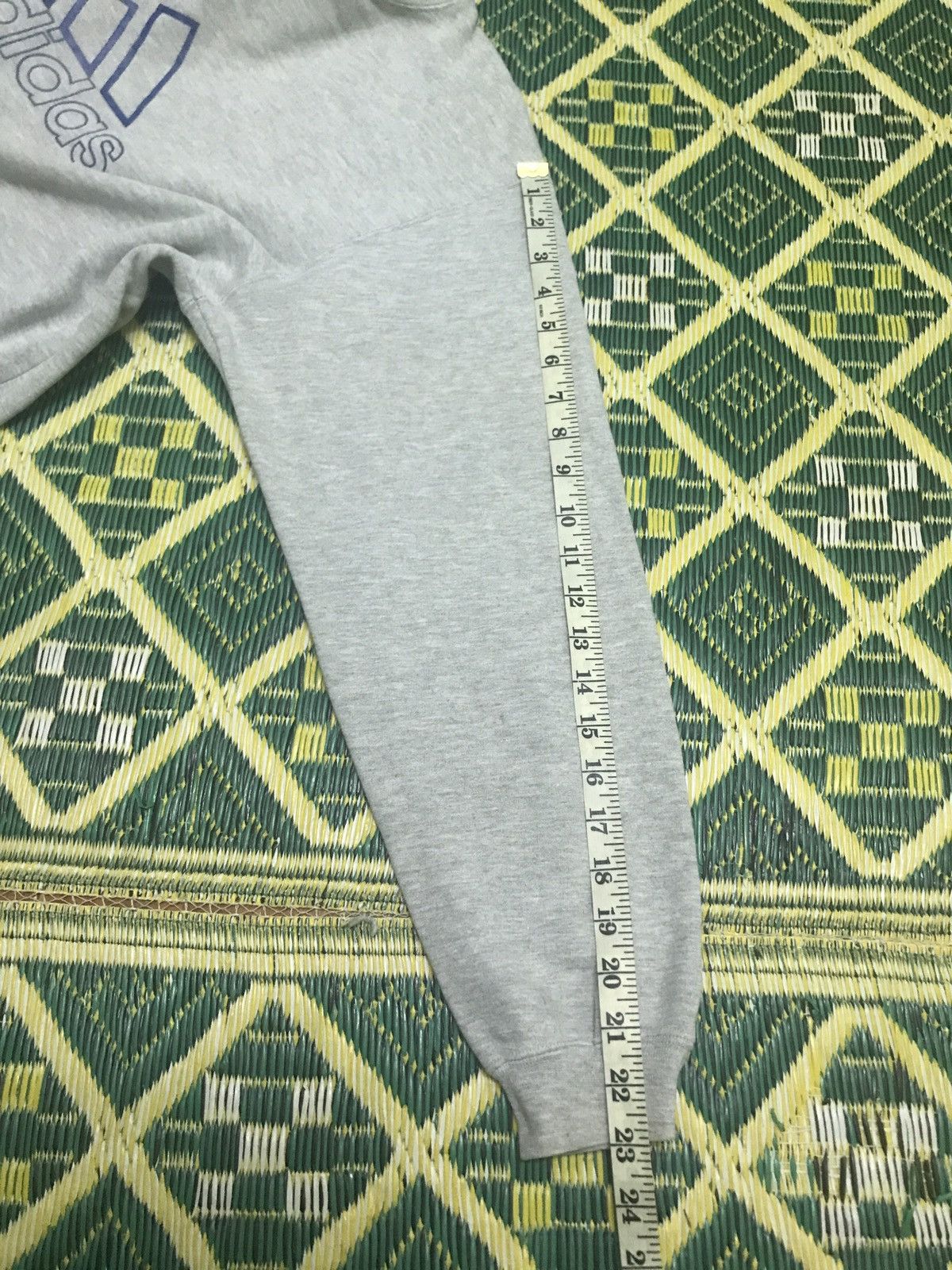 Adidas ‼️‼️ adidas big logo sweatshirt japanese Size US L / EU 52-54 / 3 - 10 Thumbnail