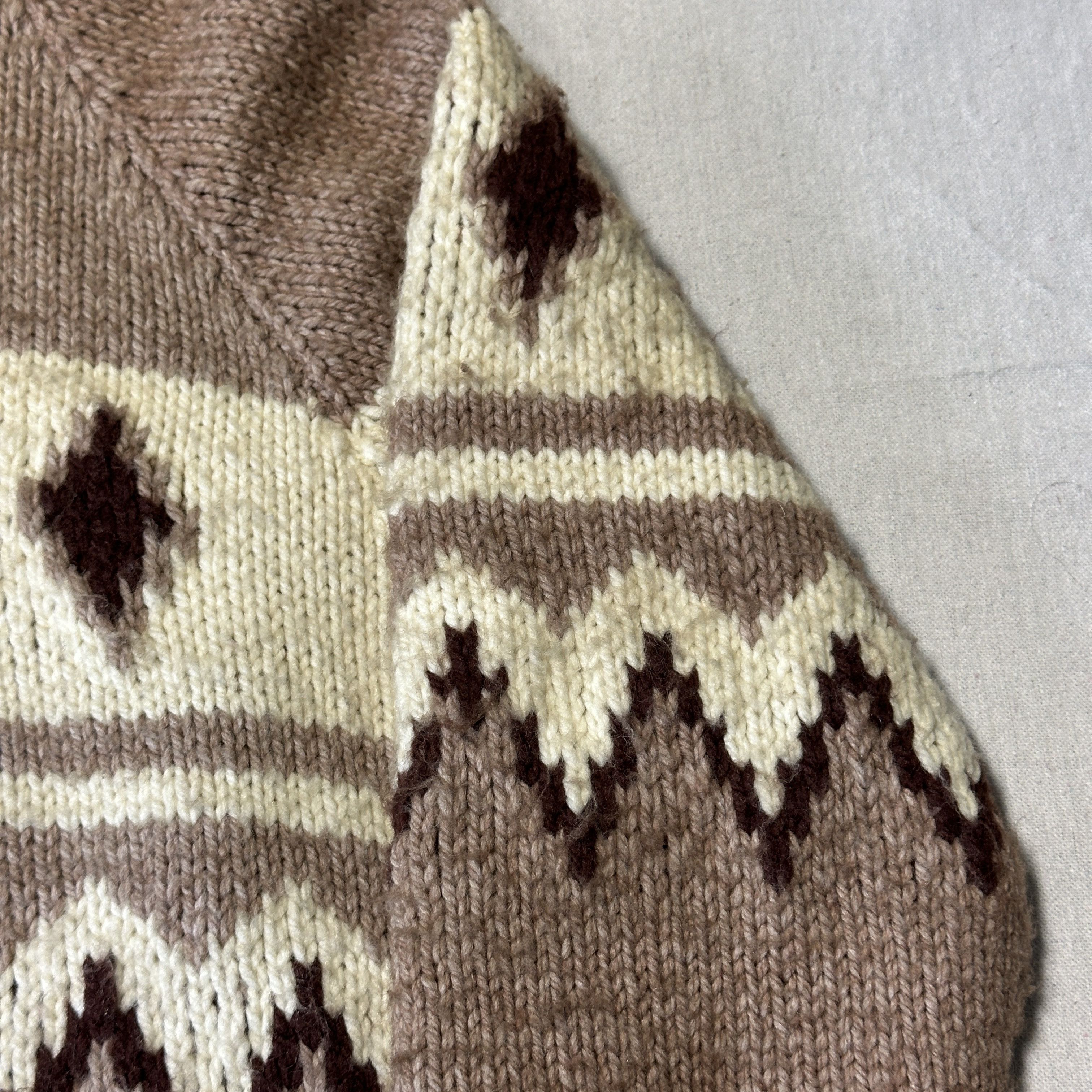 Other Vintage Hand Knit Zigzag Pattern Zip Up Sweater Size Large Size US L / EU 52-54 / 3 - 3 Thumbnail