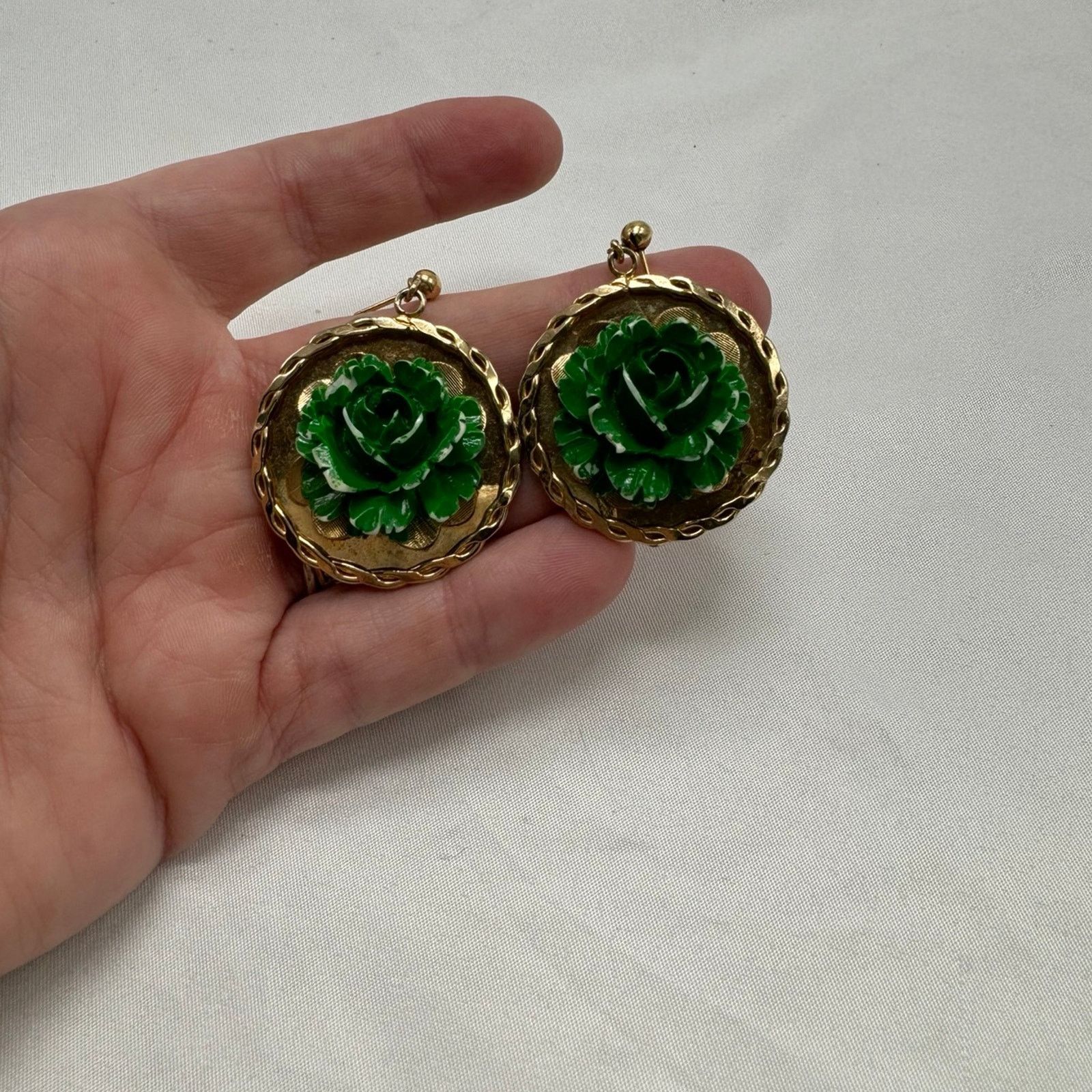 NBDN Nobrandedon VTG rose relief drop earrings Size ONE SIZE - 3 Thumbnail