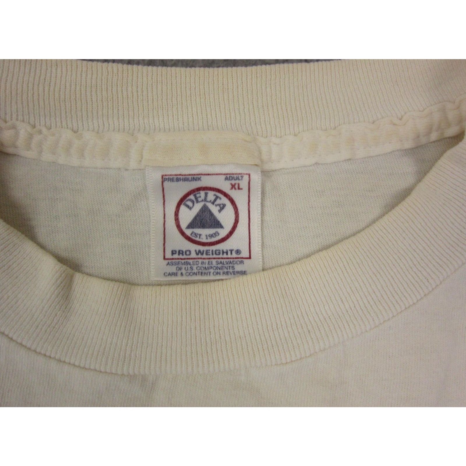Delta VINTAGE Hooters Shirt Mens XL White Football Delta T-Shirt 90s Crew Neck Short Sleeve Jersey USA 90s Rose Size US XL / EU 56 / 4 - 4 Thumbnail