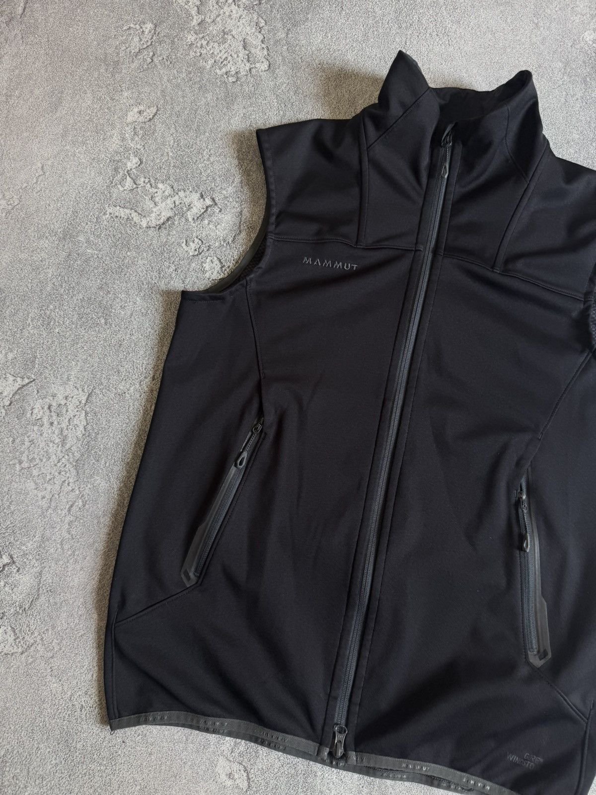 Mammut Mammut L outdoor zip Softshell vest jacket windstopper Size US L / EU 52-54 / 3 - 10 Thumbnail