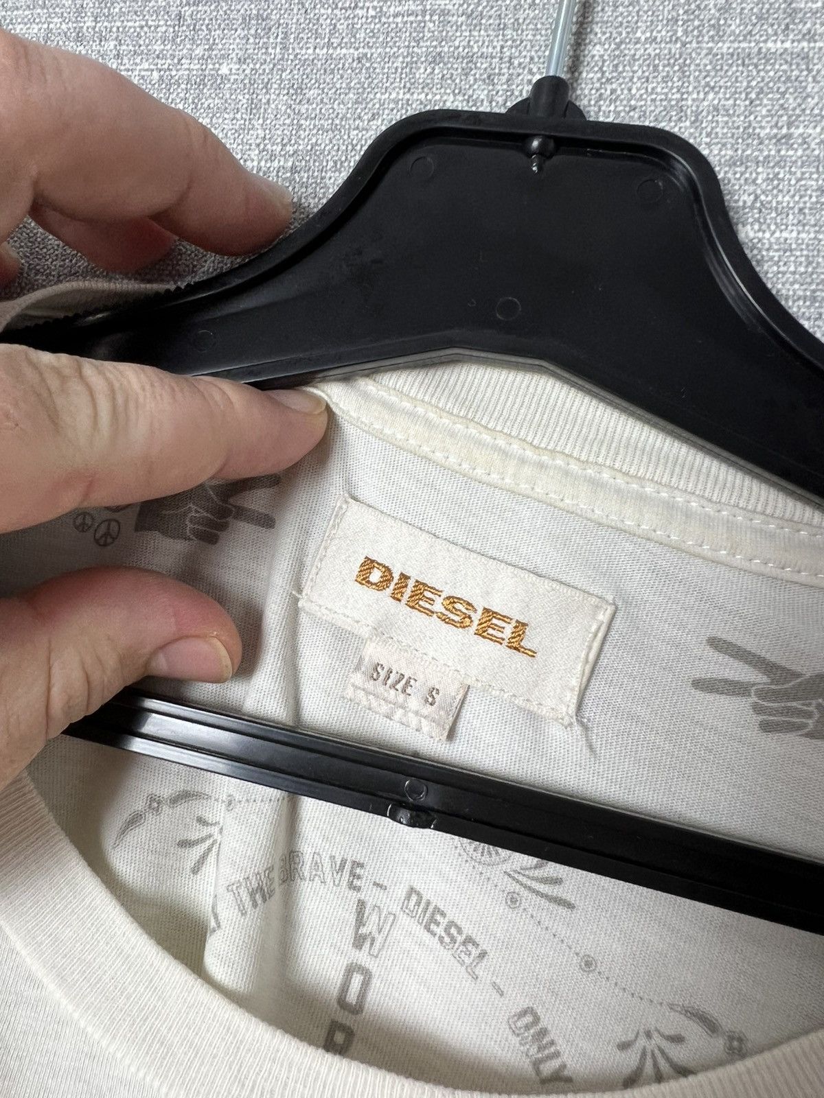 Diesel × Vintage Rare Vintage Diesel Big Logo Tee Men’s T-Shirt size S Size US S / EU 44-46 / 1 - 11 Thumbnail