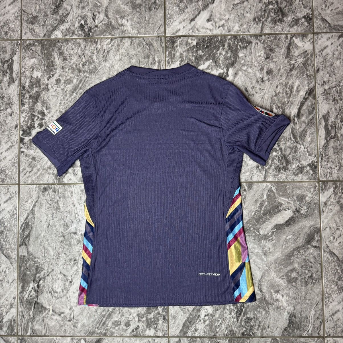 Nike ENGLAND AWAY SHIRT 2024/25 Size US L / EU 52-54 / 3 - 2 Thumbnail