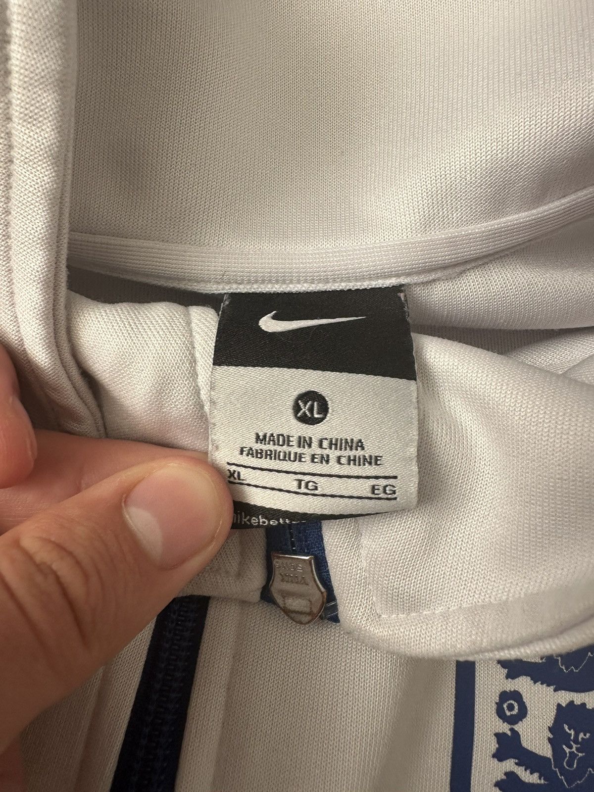 Nike Nike England Vintage White Track Top Jacket Hype y2k size XL Size US XL / EU 56 / 4 - 5 Thumbnail
