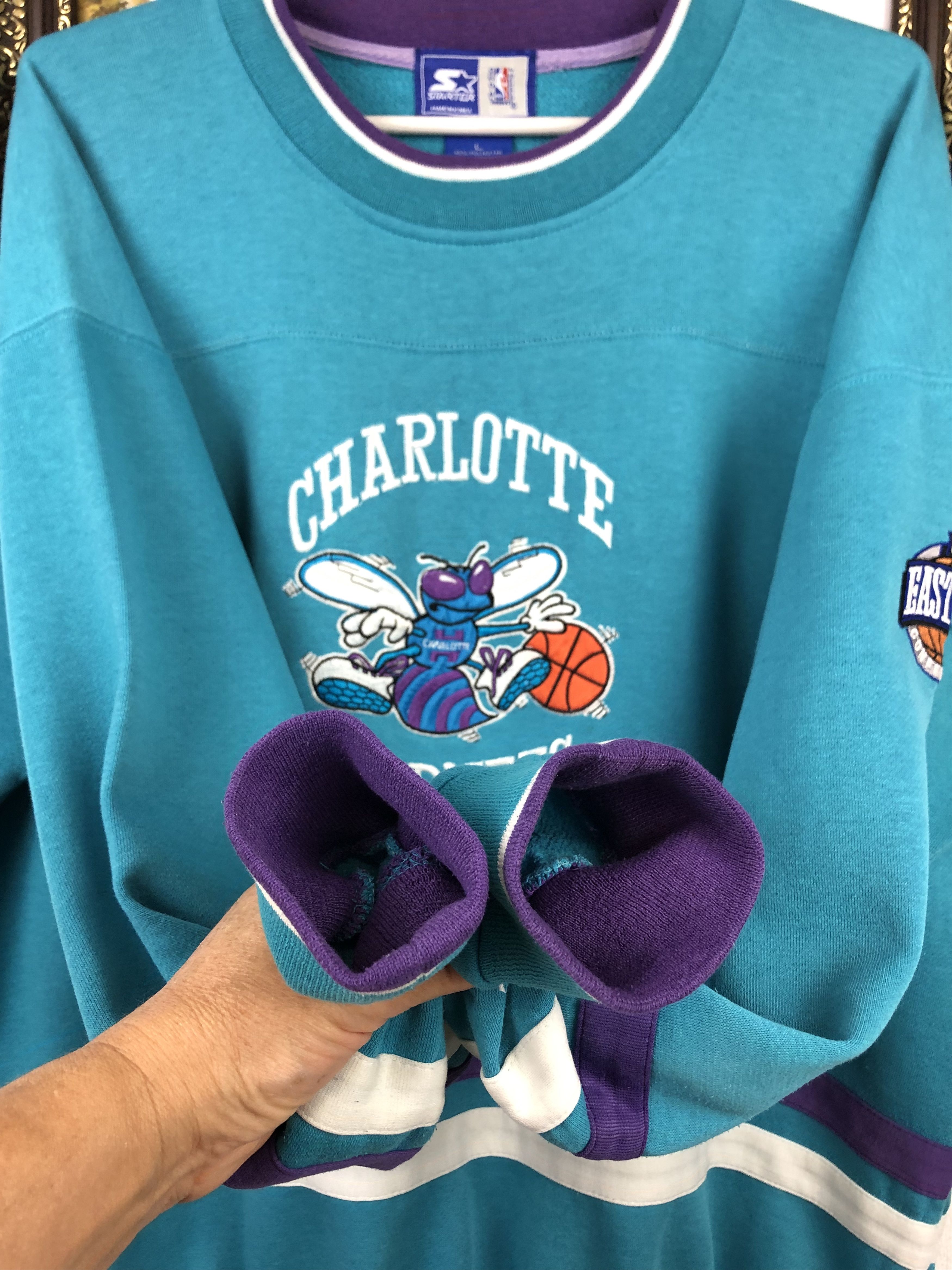 NBA Vintage Charlotte Hornets Crewneck Sweatshirt Johnson Size US L / EU 52-54 / 3 - 8 Thumbnail