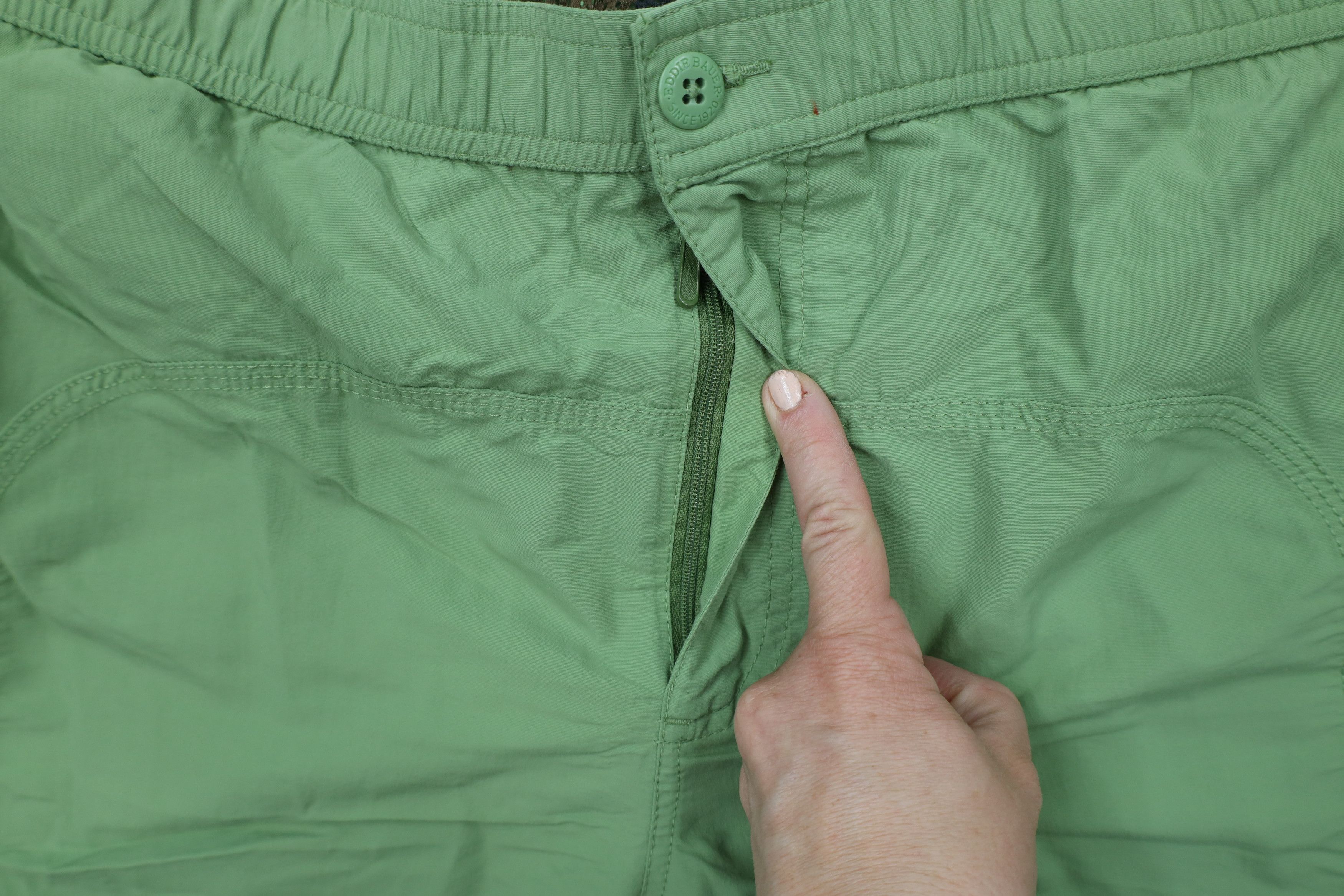Eddie Bauer × Vintage Vintage Eddie Bauer Above Knee Cargo Shorts Light Green Size US 36 / EU 52 - 6 Thumbnail
