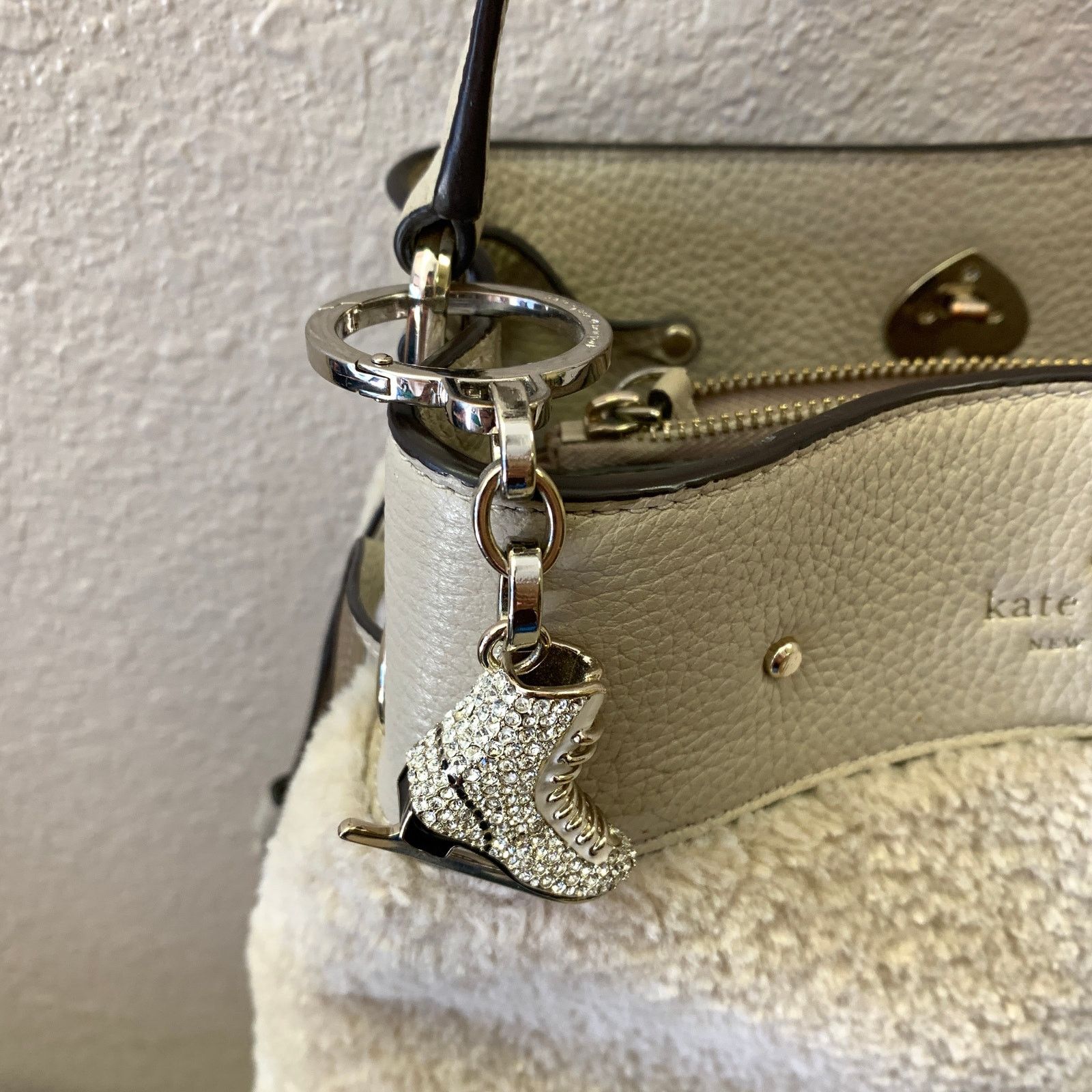 Kate Spade Kate Spade Marti Shearling Bucket Bag Beige Leather Size ONE SIZE - 5 Thumbnail