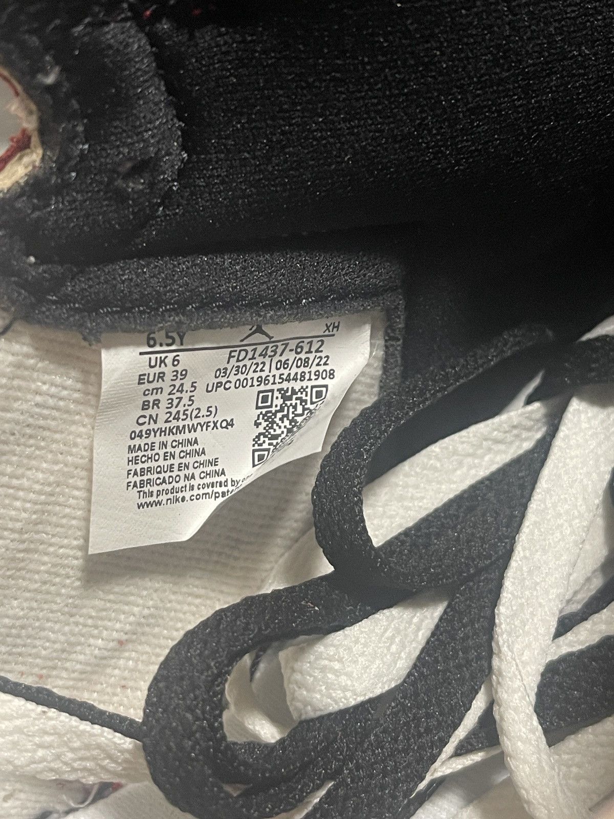 Jordan Brand AIR JORDAN 1 RETRO HIGH OG GS SIZE 6.5Y Size US 6.5 / EU 39-40 - 14 Thumbnail