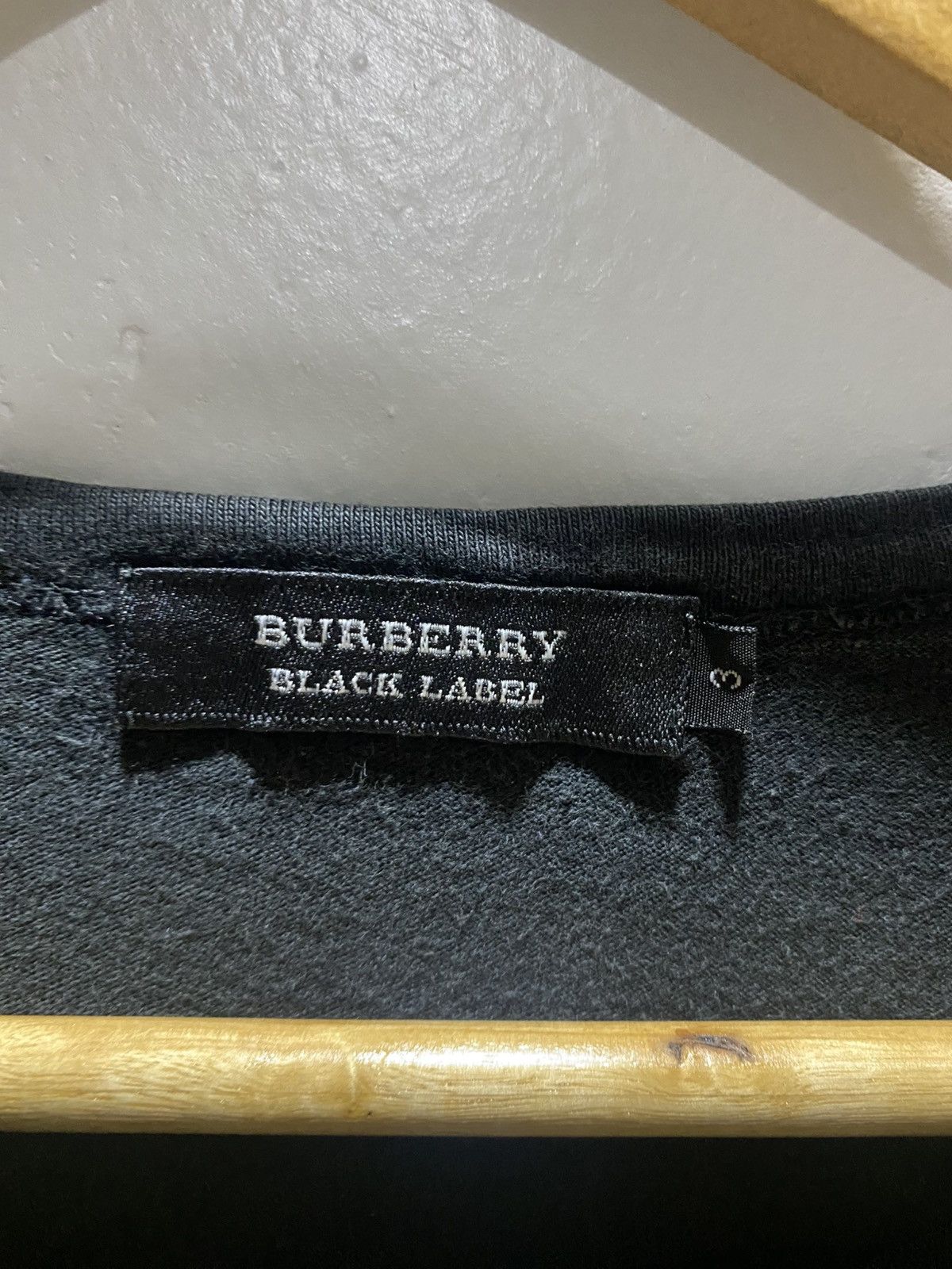 Burberry Burberry Black Label Spellout T-shirt Made Japan Size US M / EU 48-50 / 2 - 6 Thumbnail