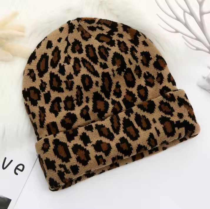 Japanese Brand × Other Leapord Warm Knitted Beanie Size ONE SIZE - 1 Thumbnail