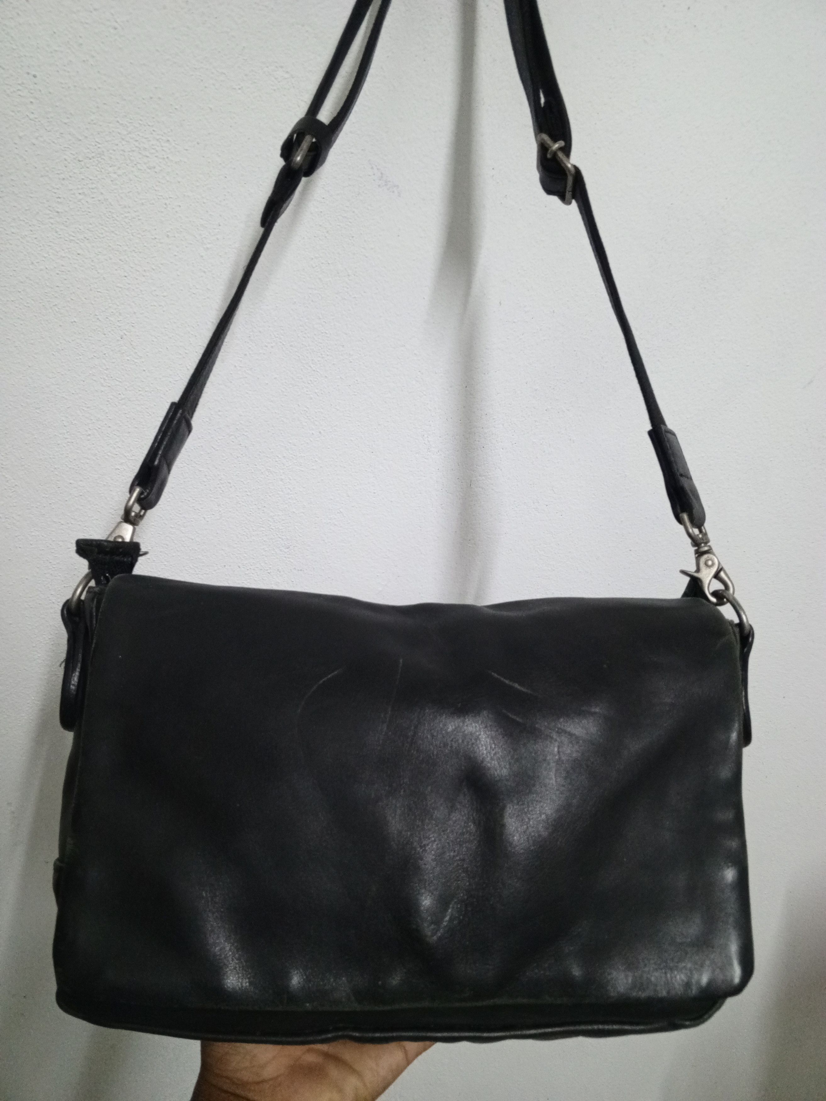 Leather 💥BINDING OFFER 💥STUDIOUS JAPAN LEATHER BAG SLIM Size ONE SIZE - 1 Thumbnail