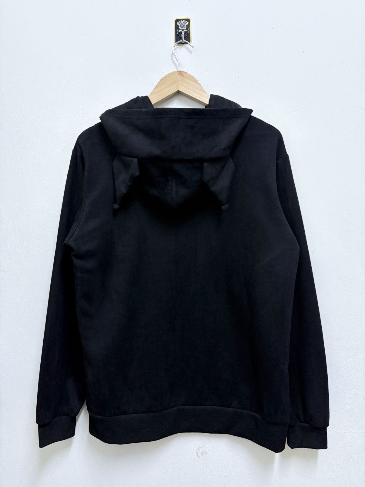 Japanese Brand 2000's Kuromi - Avant Garde / Crystal Castle Black Hoodie Size US M / EU 48-50 / 2 - 2 Thumbnail