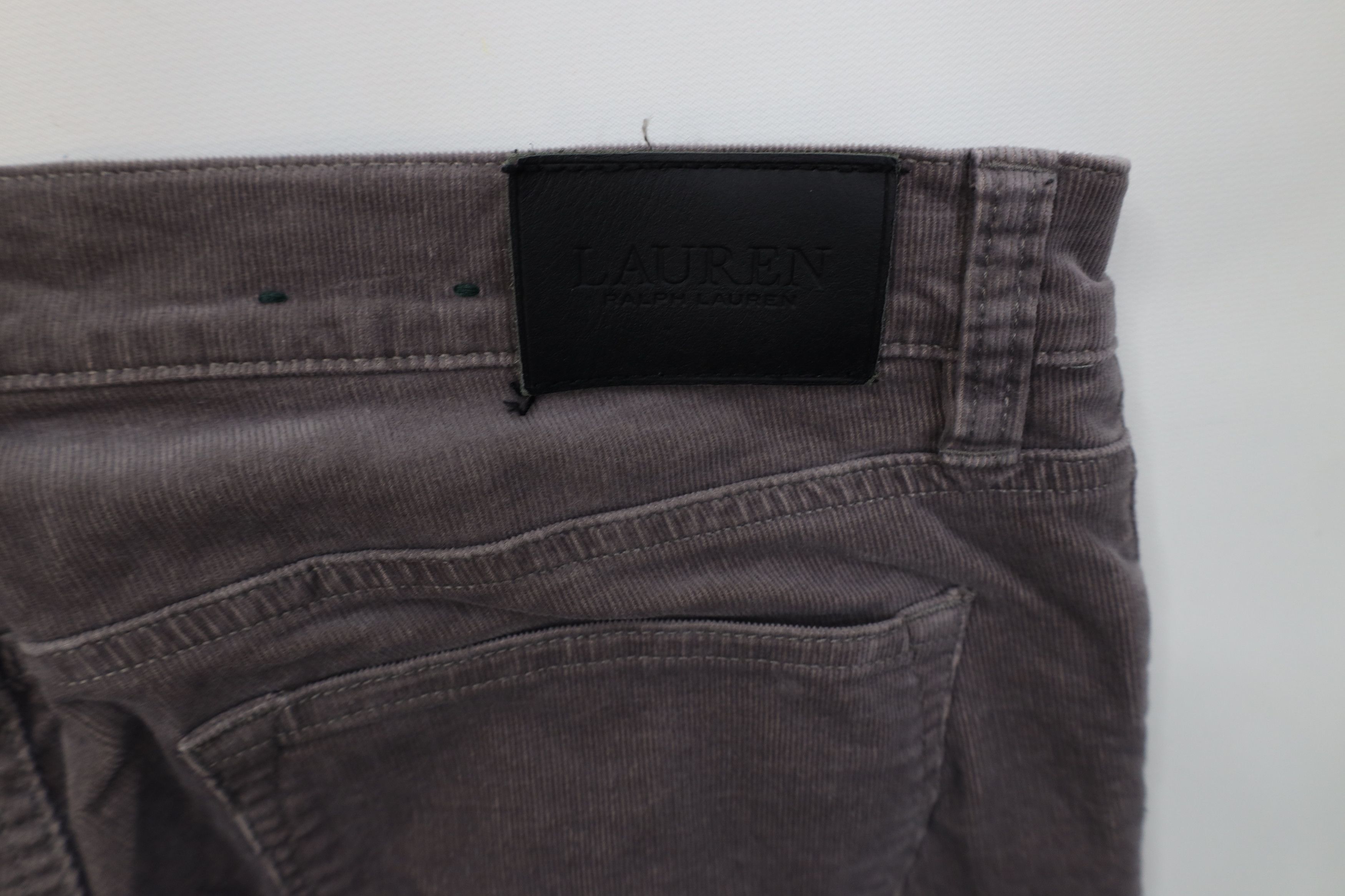 Ralph Lauren Vintage Y2K Ralph Lauren Corduroy Straight Leg Pants Size 32" / US 10 / IT 46 - 10 Thumbnail