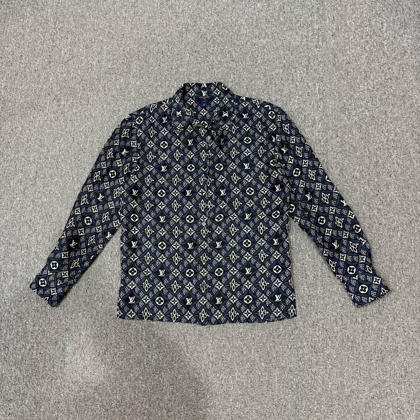 Louis Vuitton Louis Vuitton Monogram Silk Long-Sleeve Shirt Size XXS / US 00 / IT 34 - 1 Thumbnail