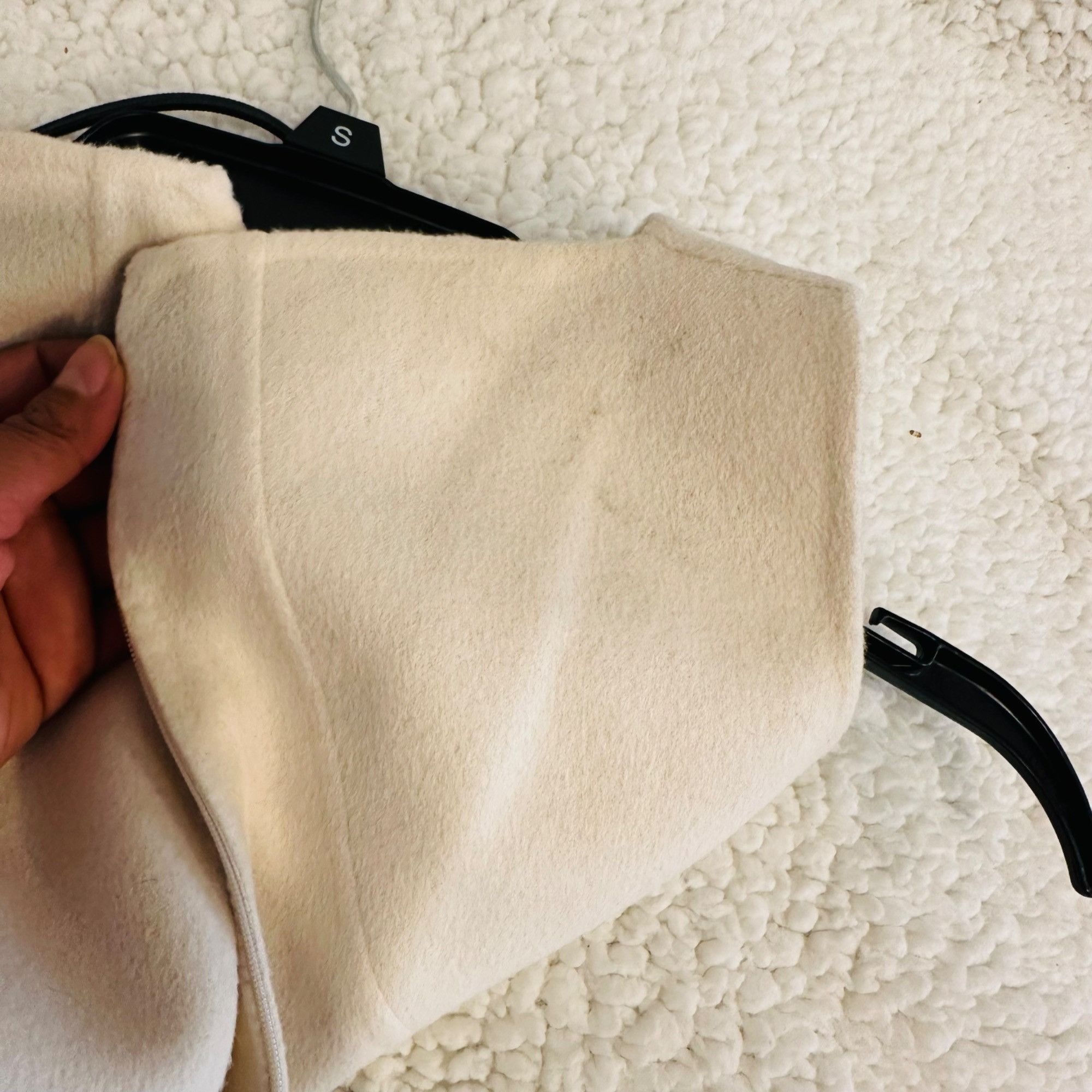 Michael Kors ✨Michael Kors Size 6 Wool & Angora Blend White Sleeveless Sh Size M / US 6-8 / IT 42-44 - 7 Thumbnail