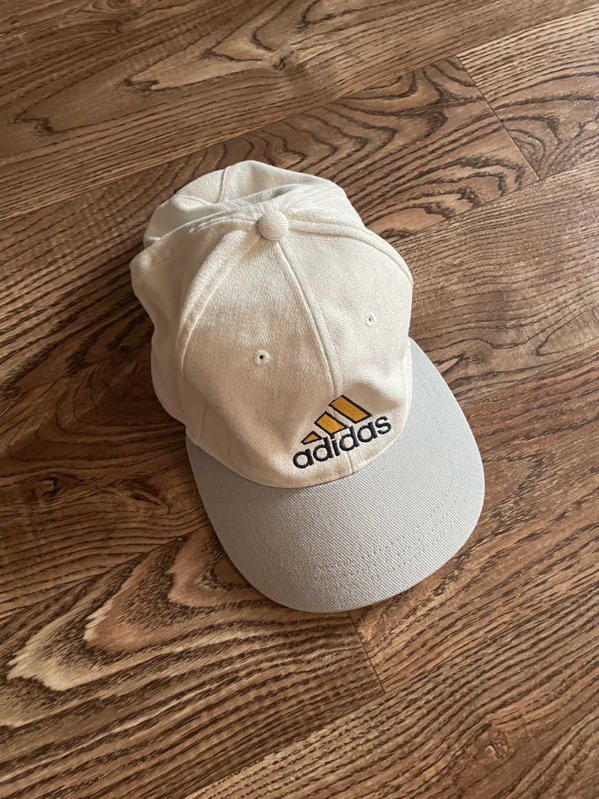 Adidas × Vintage Vintage adidas embroidered logo cap dad hat streetwear rare Size ONE SIZE - 6 Thumbnail