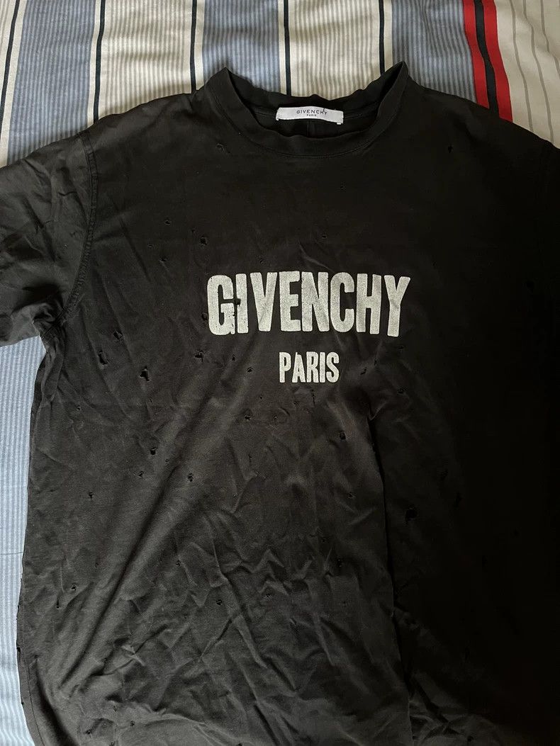 Givenchy Givenchy GVC Short-Sleeved Ripped T-Shirt Size US XXS / EU 40 - 2 Thumbnail