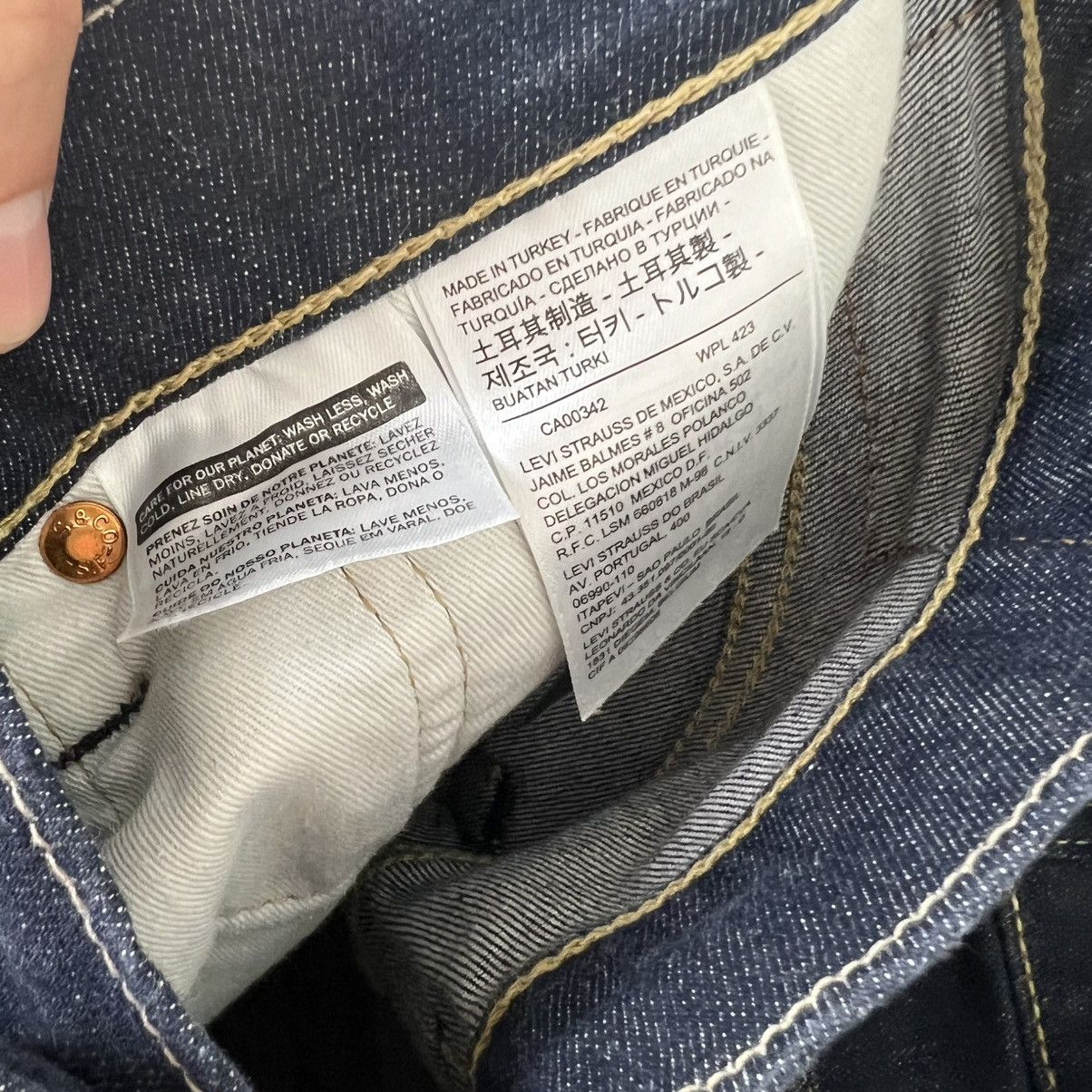Levi's Vintage 522 Levi’s Deep Blue Denim Jeans Streetwear Style Size US 34 / EU 50 - 5 Thumbnail