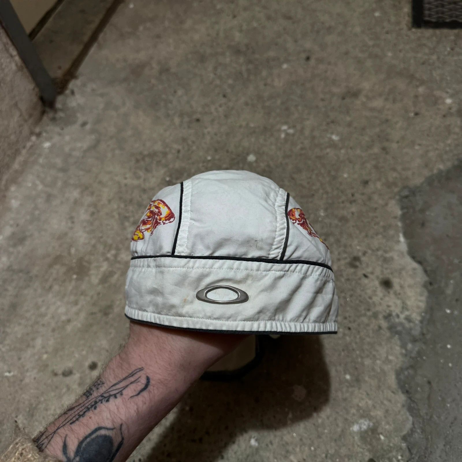Oakley Vintage rare oakley durag bandana cap flame y2k streetwear Size ONE SIZE - 2 Thumbnail