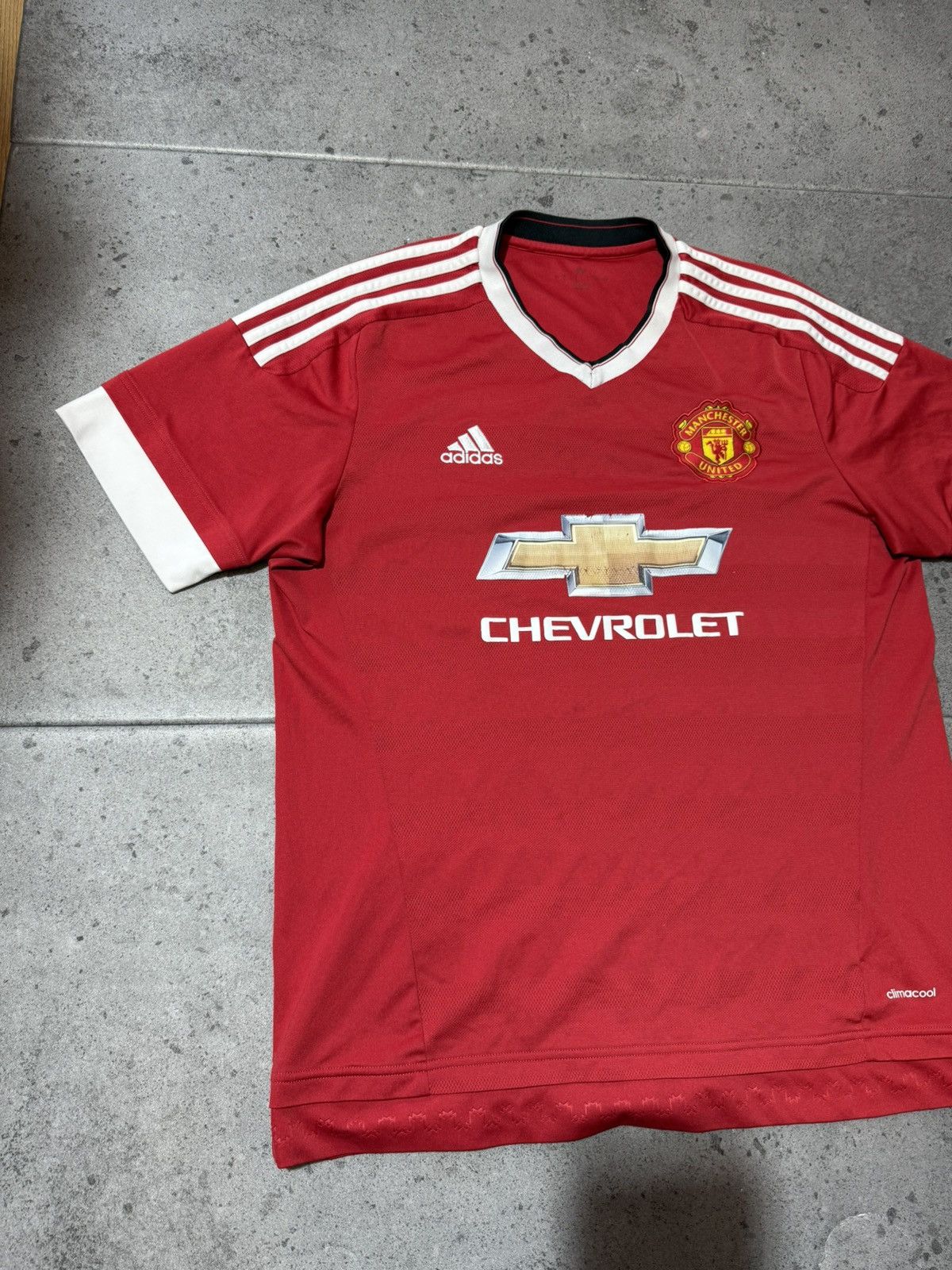 Adidas Manchester United 2016 2017 home adidas soccer shirt jersey Size US L / EU 52-54 / 3 - 2 Thumbnail