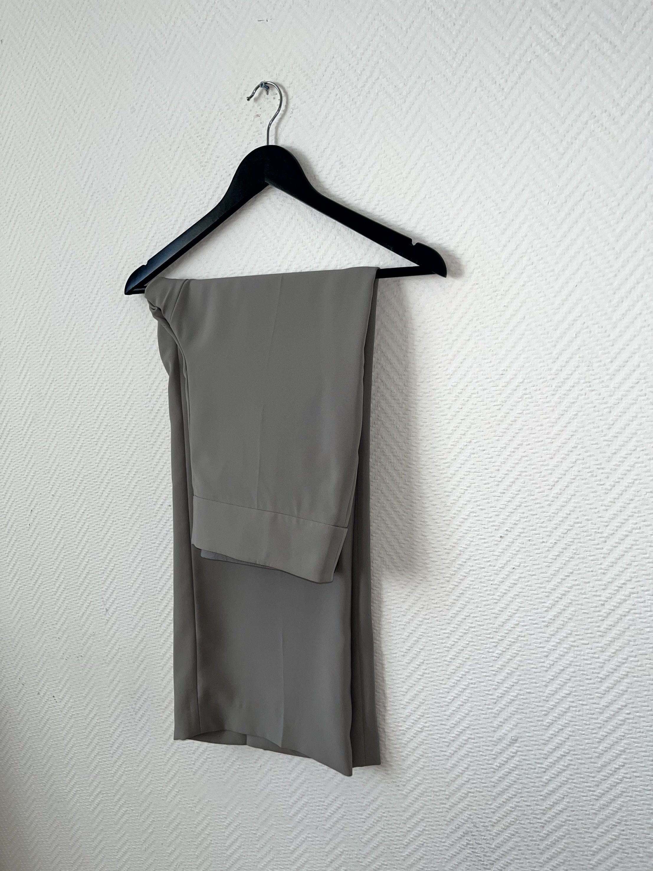 Armani Collezioni Armani Collezioni Gray Straight Wide Leg Pants Size EU 46 Size 32" / US 10 / IT 46 - 11 Thumbnail