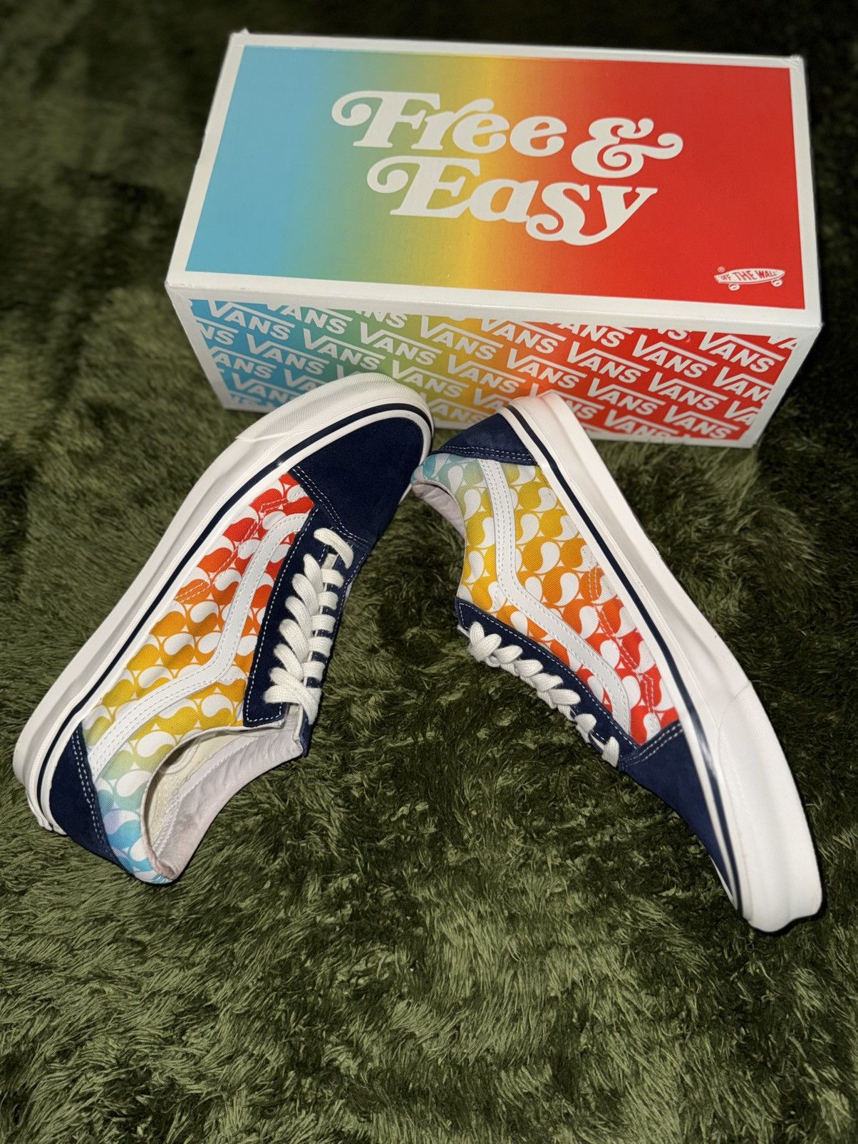Vans [US11] Vans Vault x Free&easy Old Skool LX Navy Rainbow Size US 11 / EU 44 - 5 Thumbnail