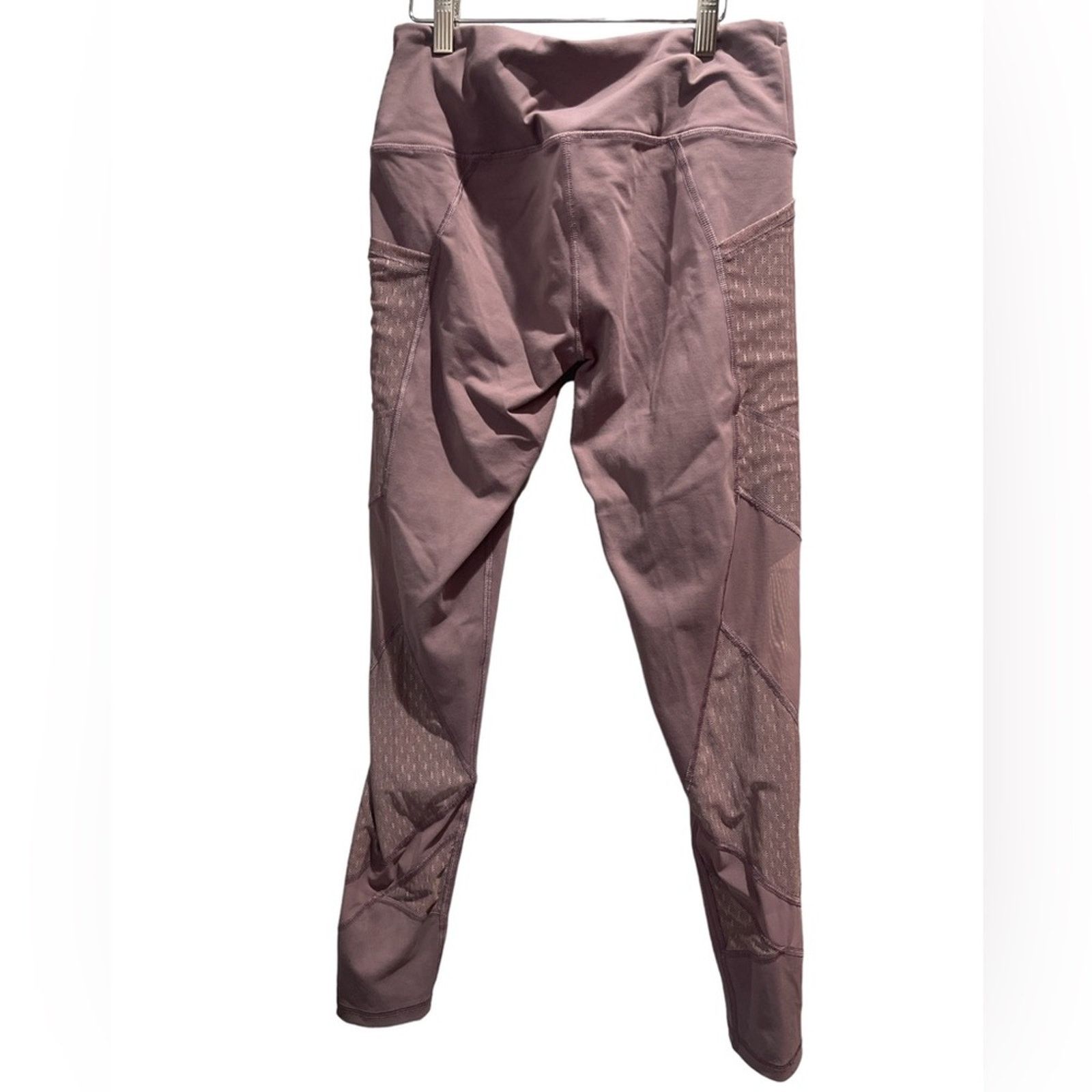 Victoria's Secret VICTORIA'S SECRET Knockout Mesh Pocket Cut Out Leggings Size 27" / US 4 / IT 40 - 3 Thumbnail