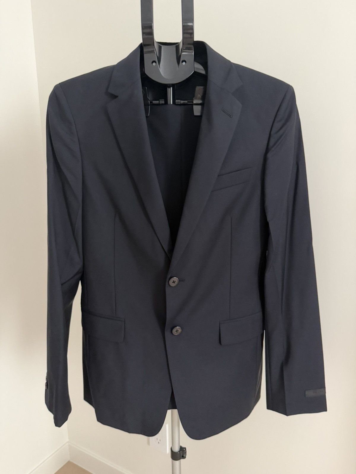 Prada Prada Navy Blue 2-Piece Suit Size 36R US/ 46 IT Wool Mohair Size 36R - 1 Thumbnail