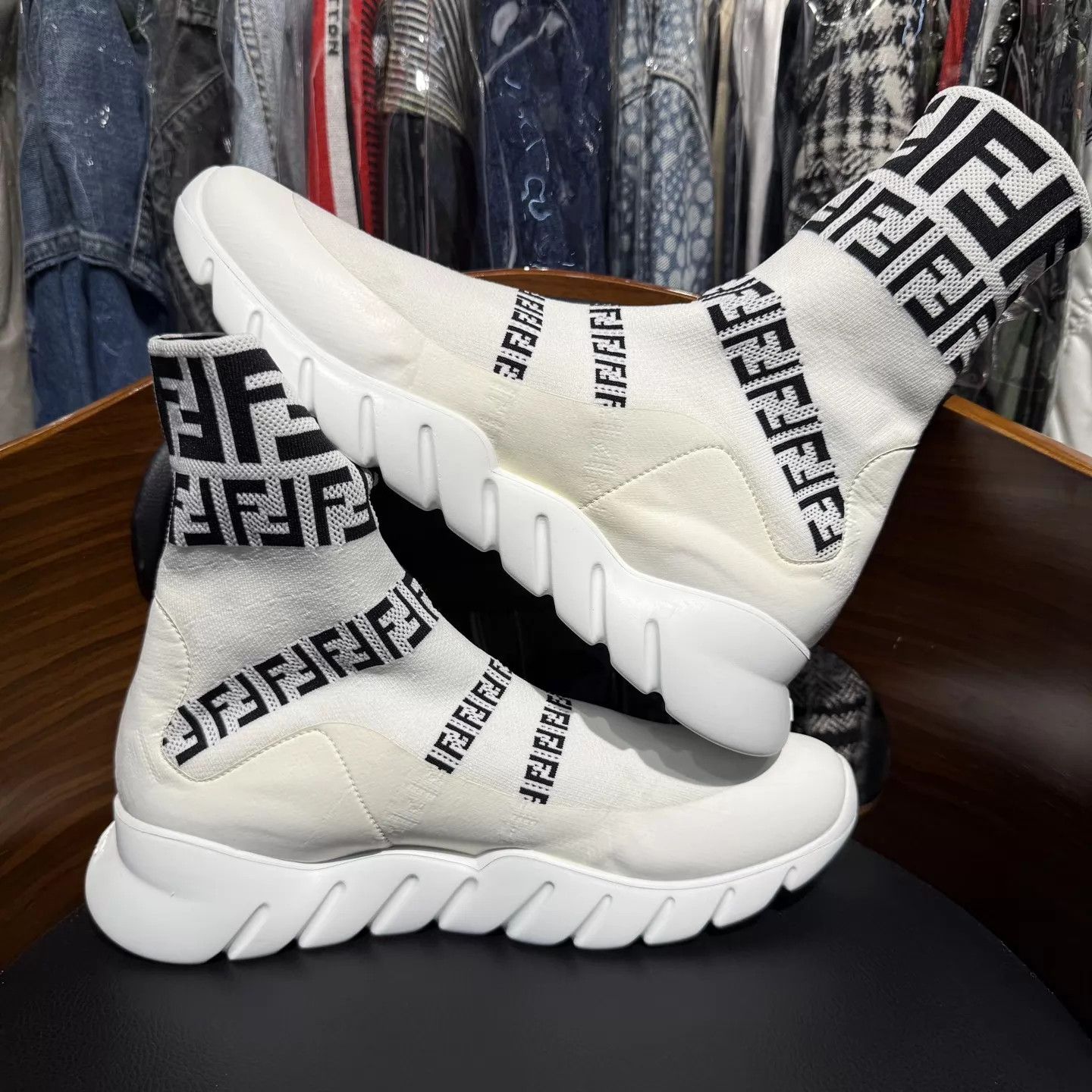 Fendi Fendi White All Over Print Sneakers 7.5/41.5 LN W1 Size US 7.5 / EU 40-41 - 7 Thumbnail
