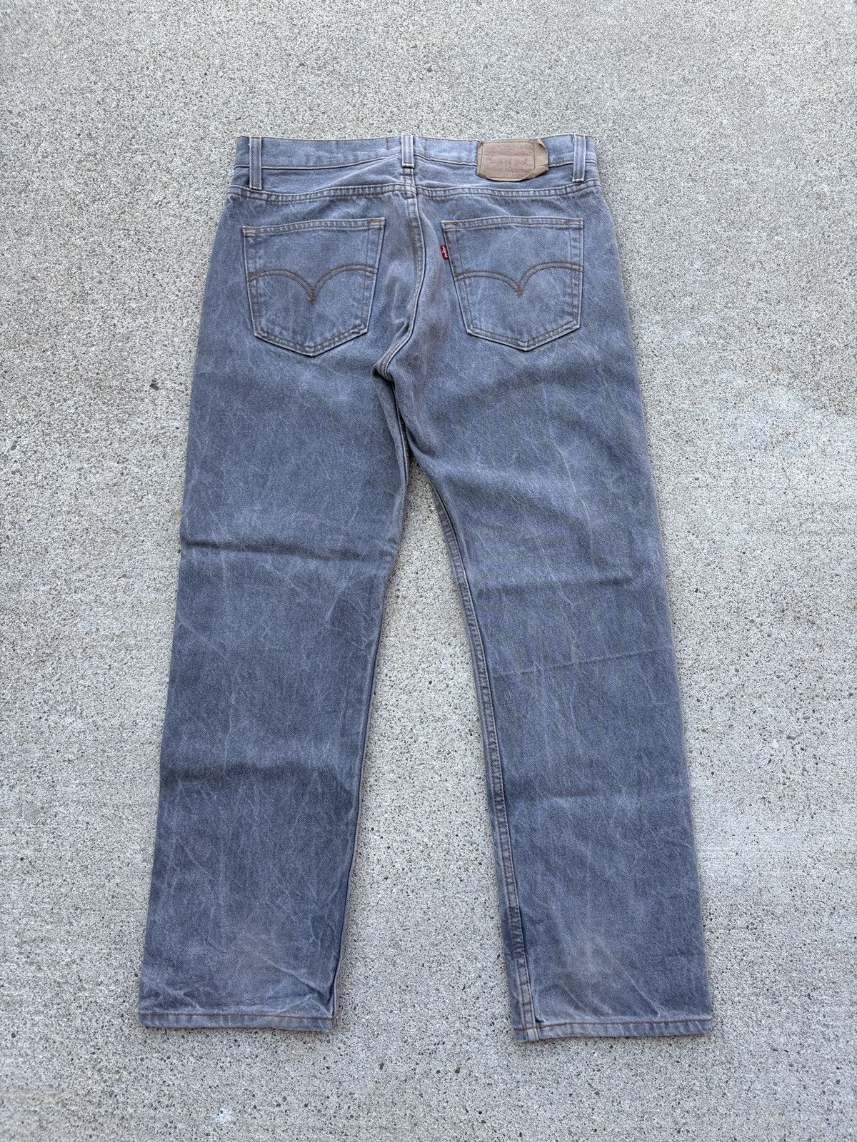 Levi's Vintage 2008 Y2K Grey Levi’s 501 Straight Fit Jeans Size 36 Size US 36 / EU 52 - 2 Thumbnail