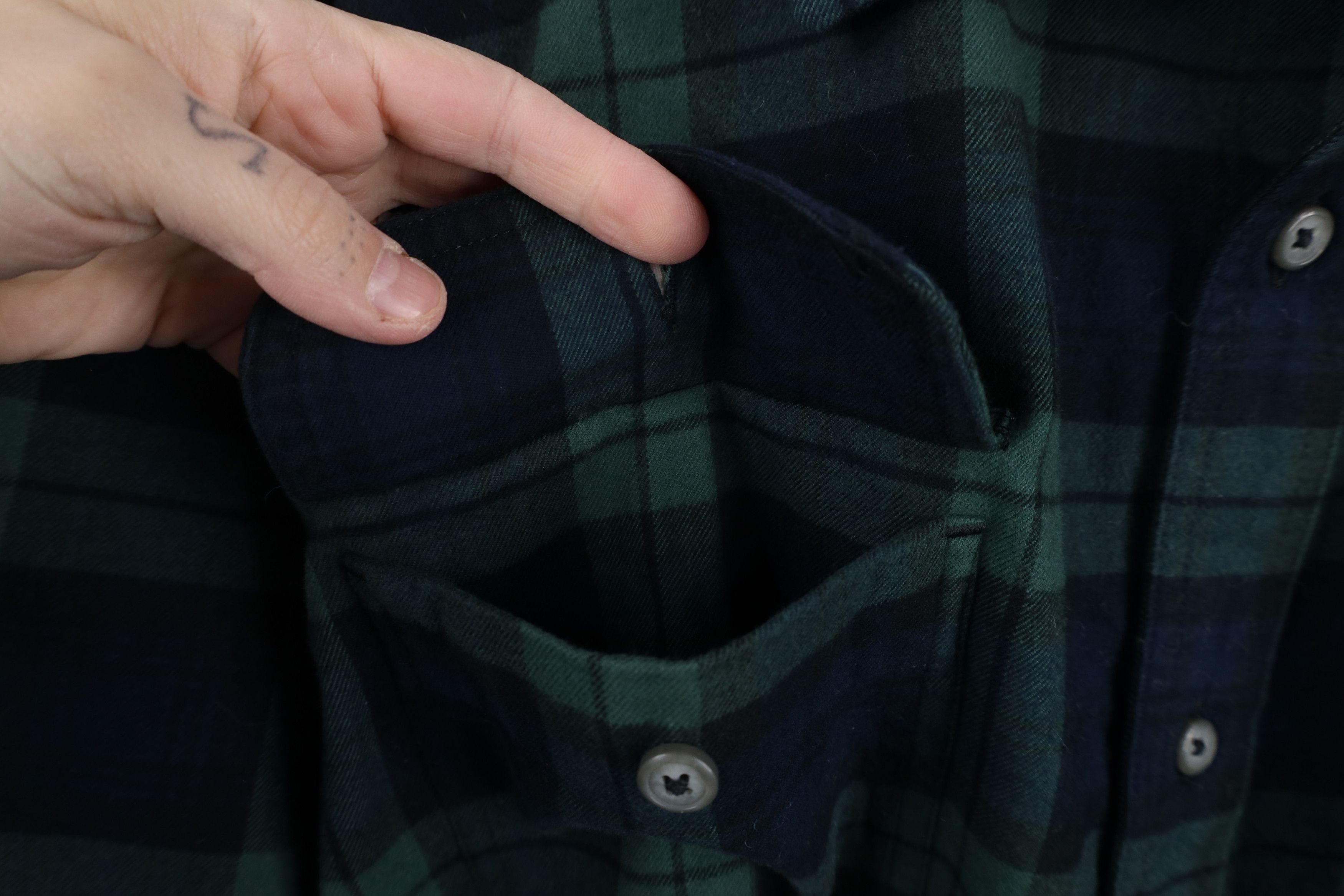 Carhartt × Vintage Vintage Carhartt Loose Fit Flannel Button Shirt Jacket Plaid Size US XXL / EU 58 / 5 - 5 Thumbnail