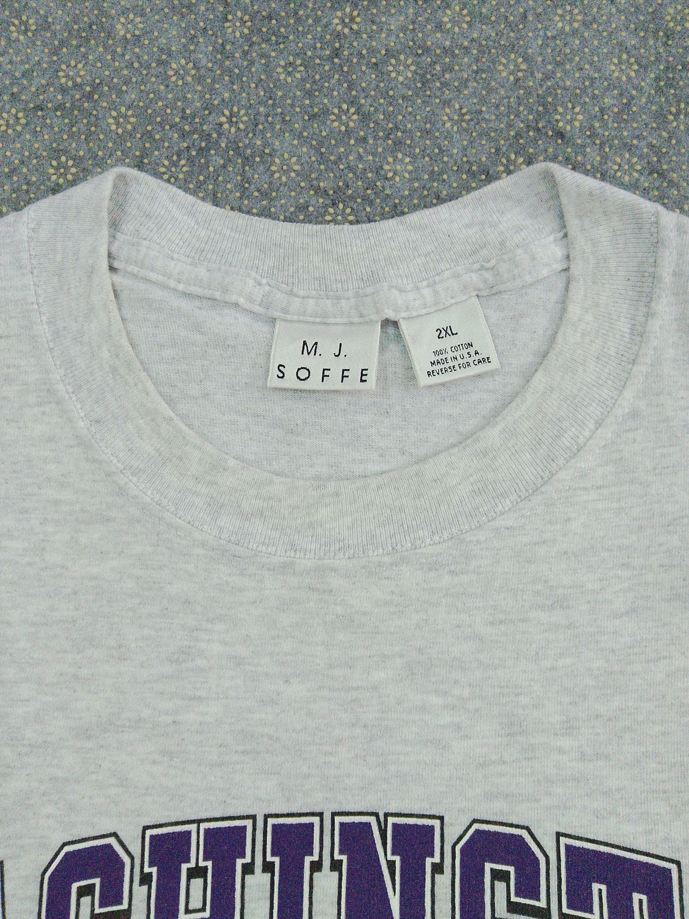NCAA VTG 1999 WASHINGTON HUSKIES HOLIDAY BOWL TEE – 2XL USA MADE Size US XXL / EU 58 / 5 - 5 Thumbnail