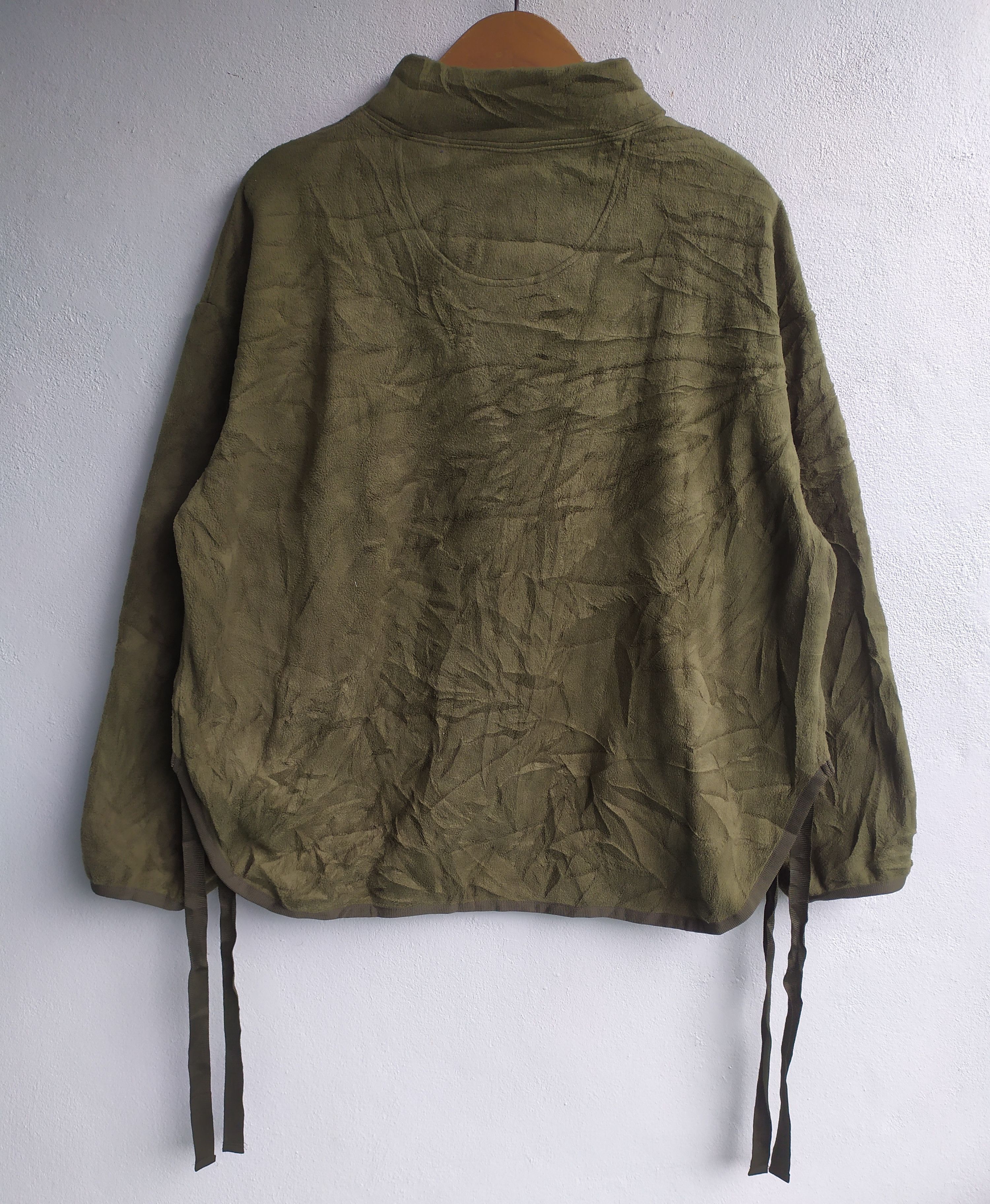 Designer × Uniqlo × White Mountaineering Uniqlo x White Mountaineering Fleece Sweater Army Green Size US L / EU 52-54 / 3 - 2 Thumbnail