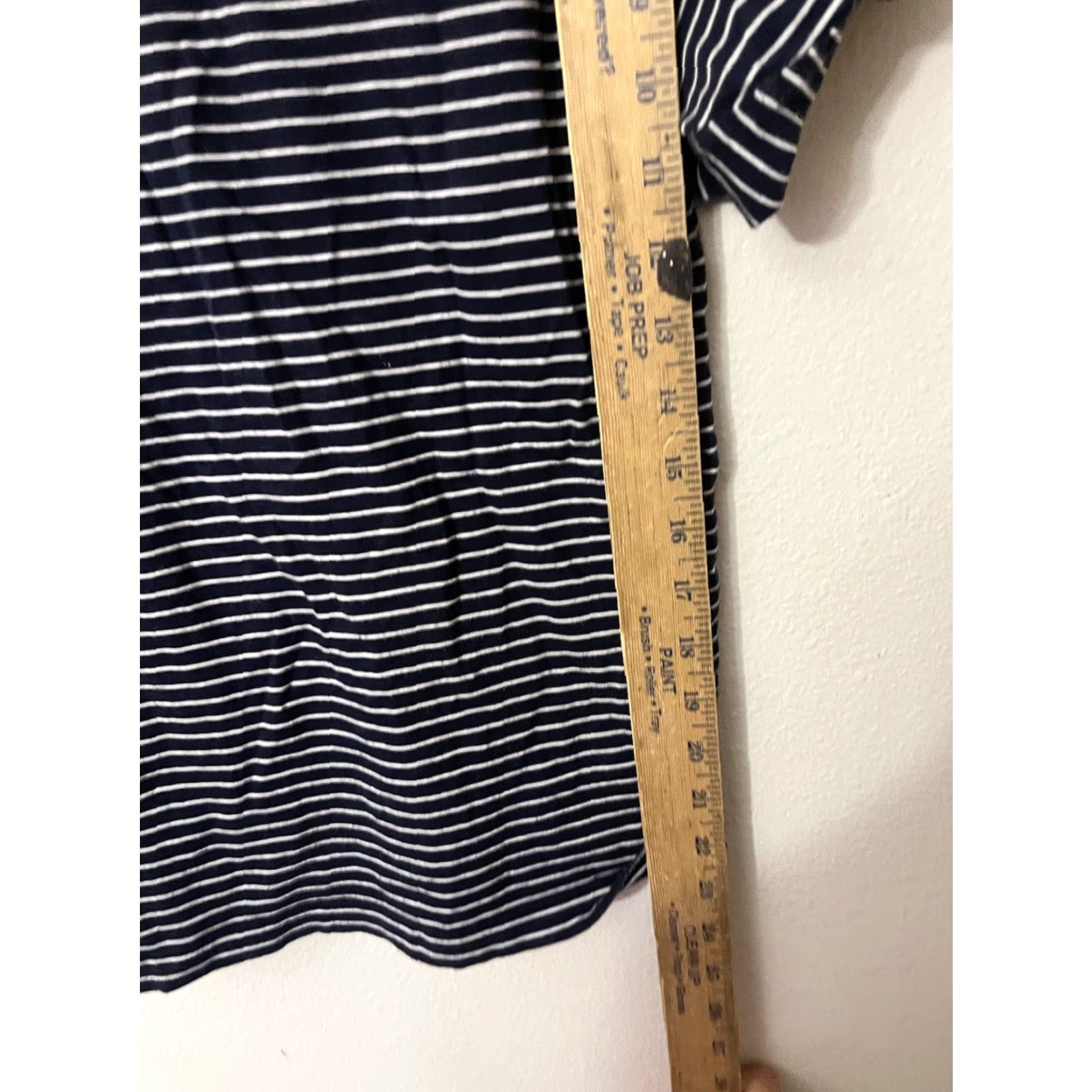 Banana Republic VINTAGE Banana Republic Womens Shirt XS Blue Striped Short Sleeve Scoop Neck Pullover Logo Lightweight Jersey Cotton Blend Regular Women Size 26" / US 2 / IT 38 - 4 Thumbnail