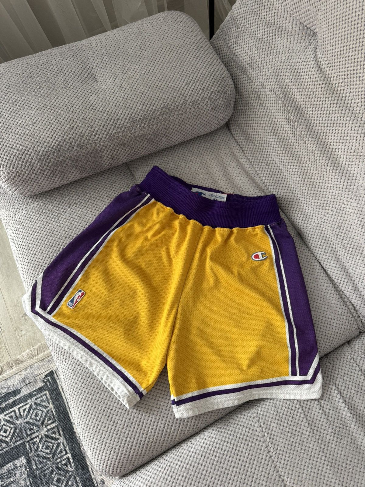 Champion Champion NBA Los Angeles Lakers Vintage Kobe Bryant Shorts Size US 32 / EU 48 - 2 Thumbnail